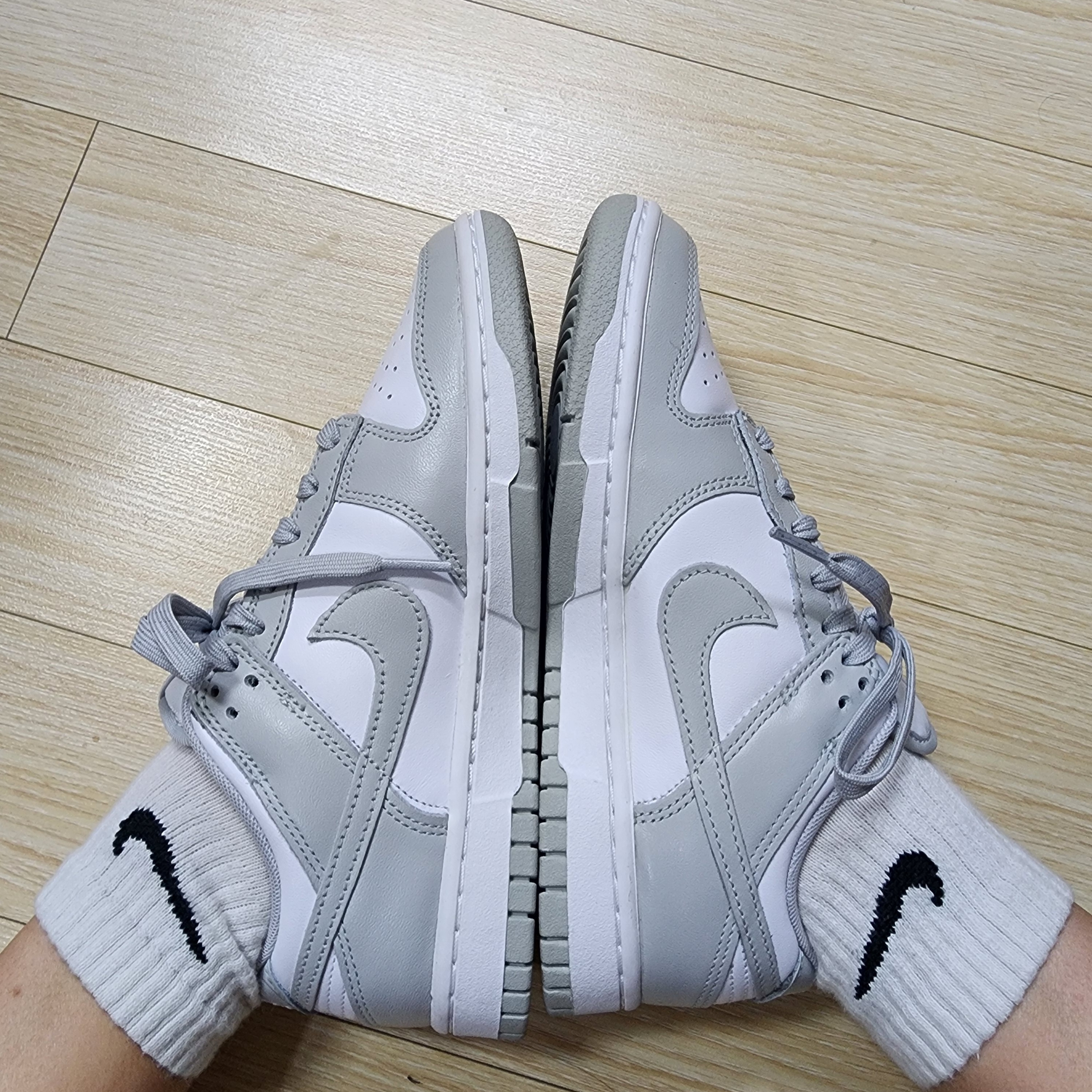 Nike Dunk Low Retro Grey Fog 착용 스타일 - 1