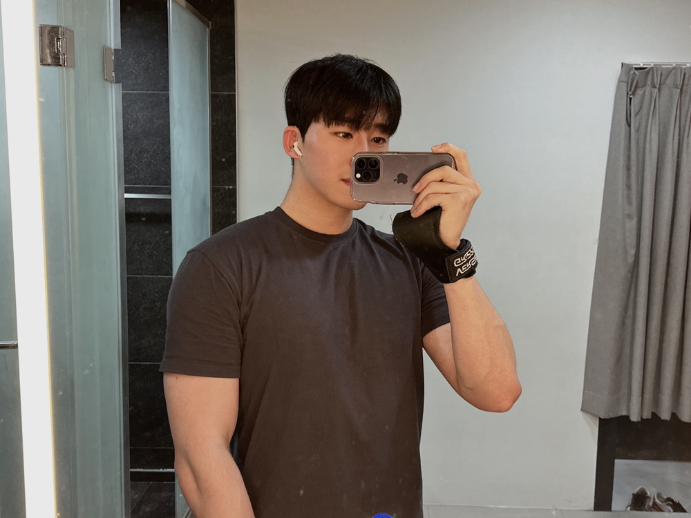 KREAM 프로필 이미지