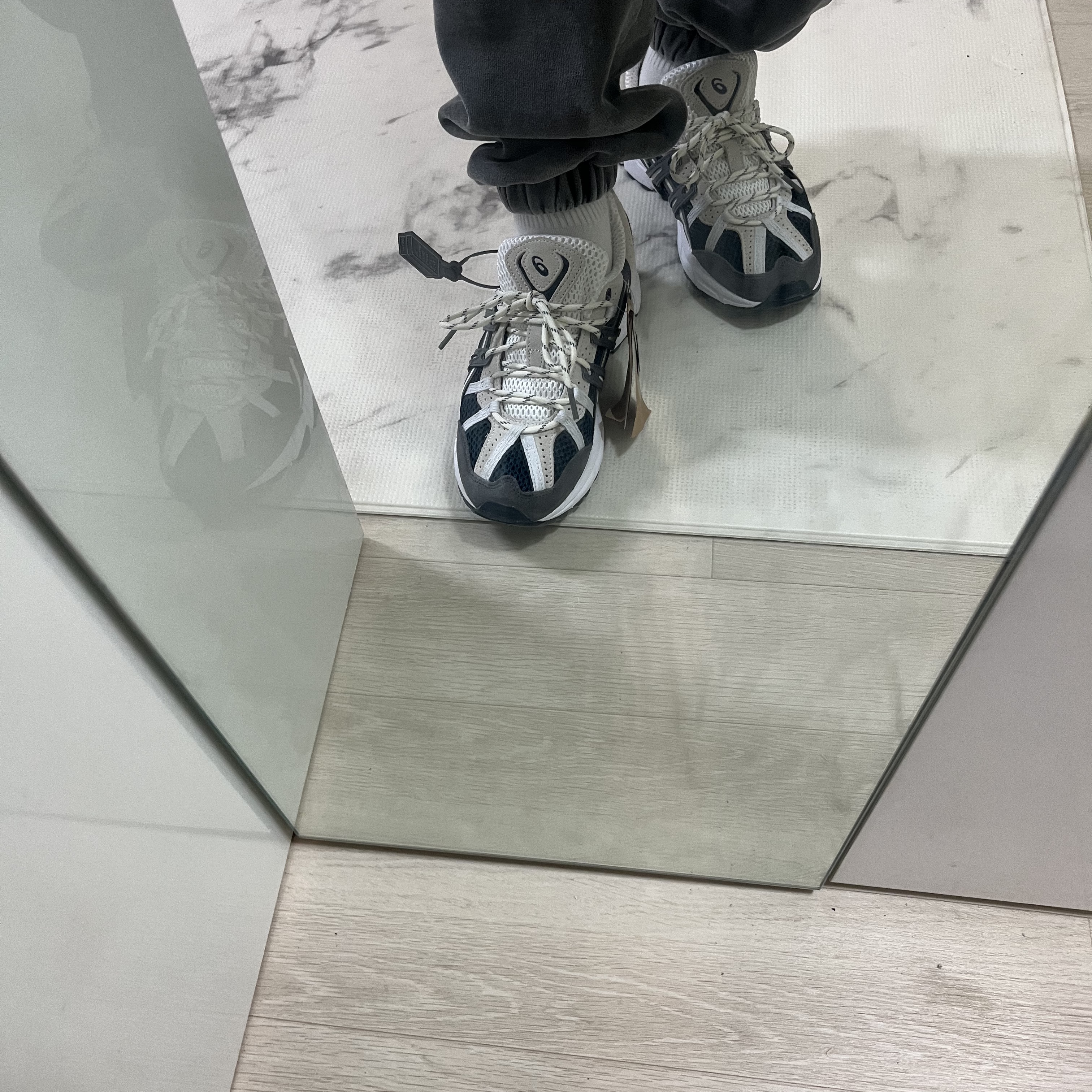 Asics Gel-Sonoma 15-50 French Blue 착용 스타일