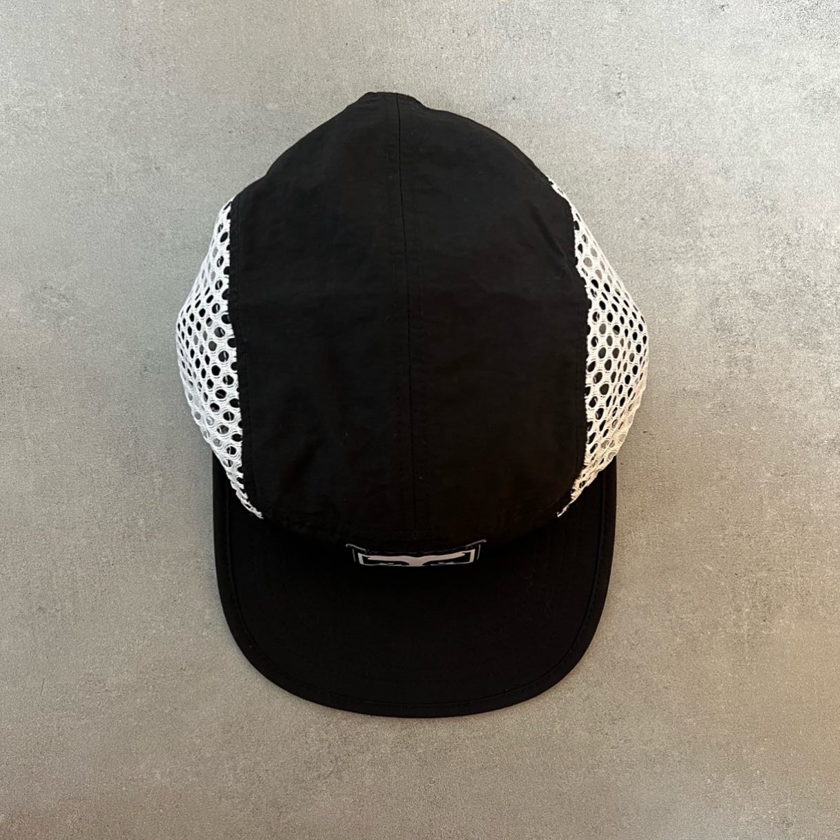 Helinox x Obey Camp Cap Black 착용 스타일 - 3