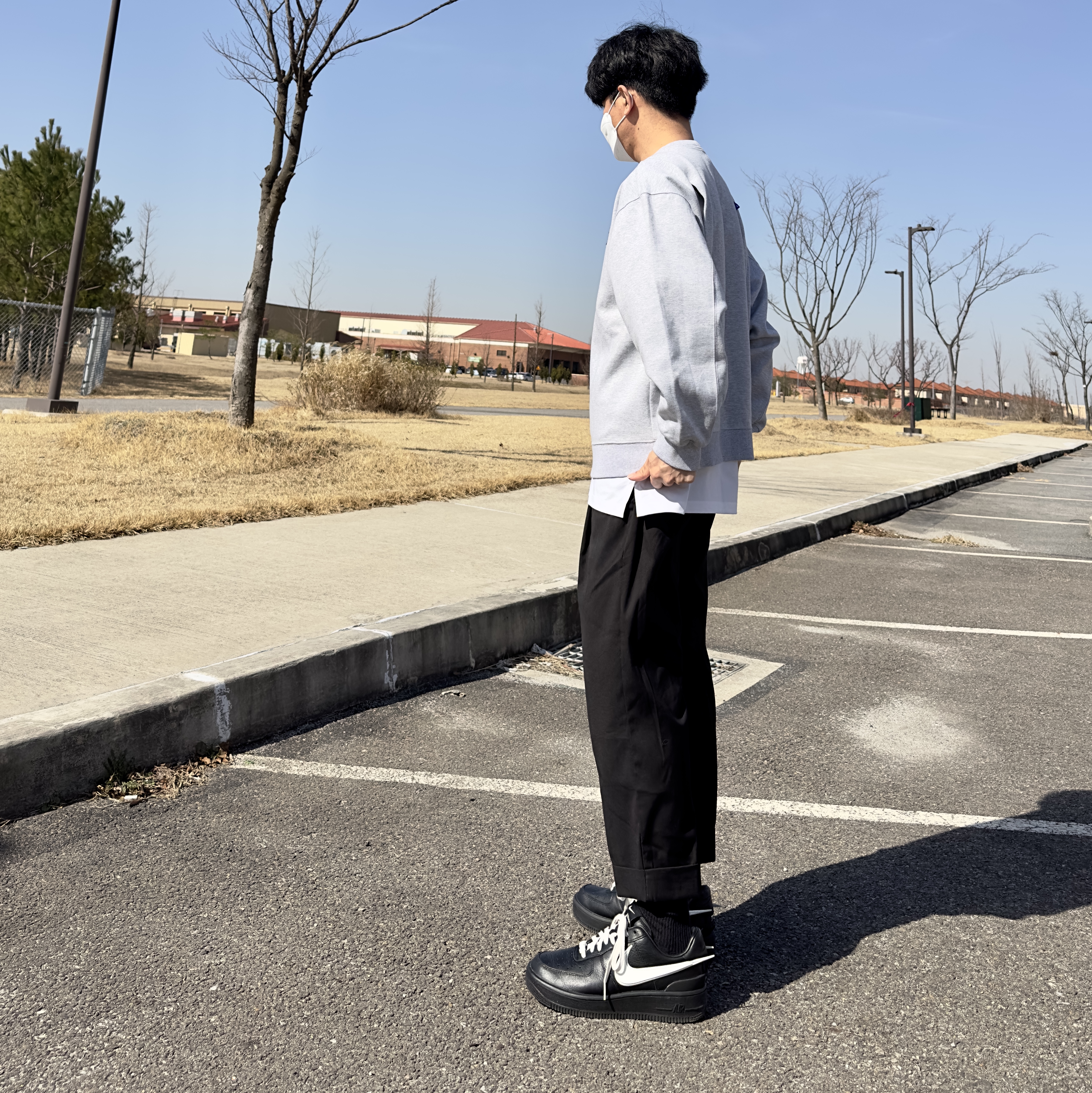 Zara x Ader Error Oversize Sweatshirt Grey, Nike x Ambush Air Force 1 Low SP Black 착용 스타일 - 3