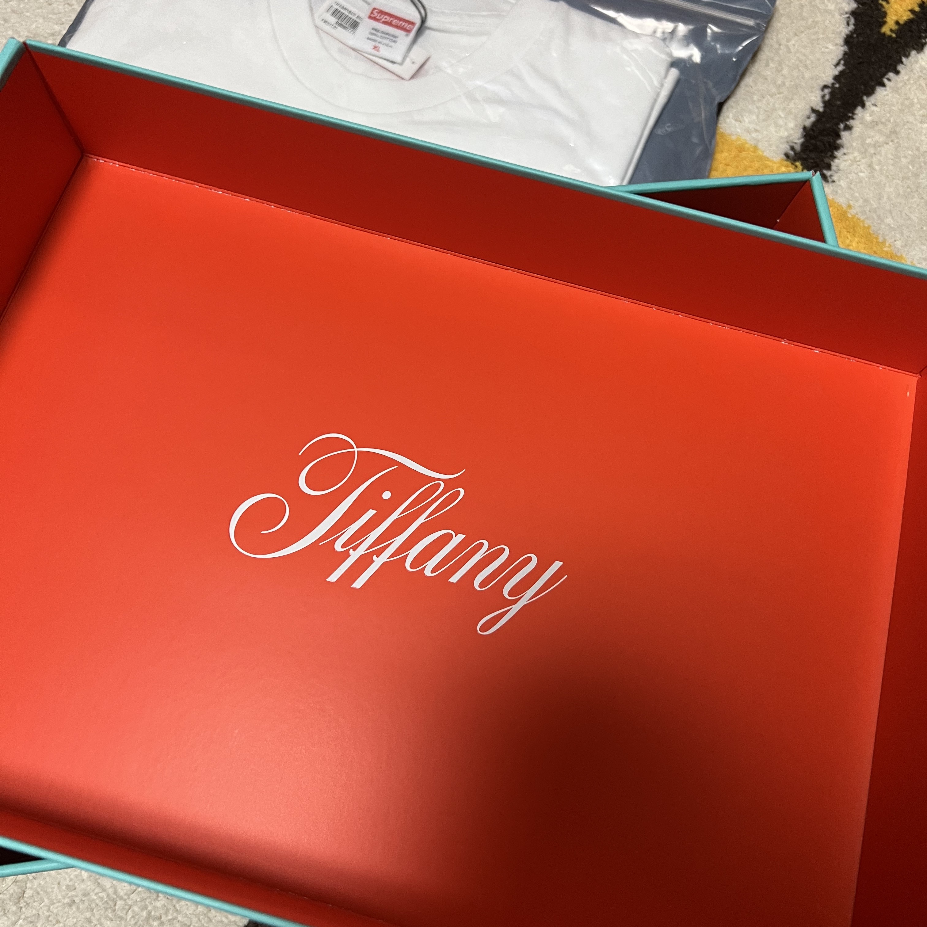 Nike x Tiffany & Co. Air Force 1 Low SP 1837 착용 스타일 - 2