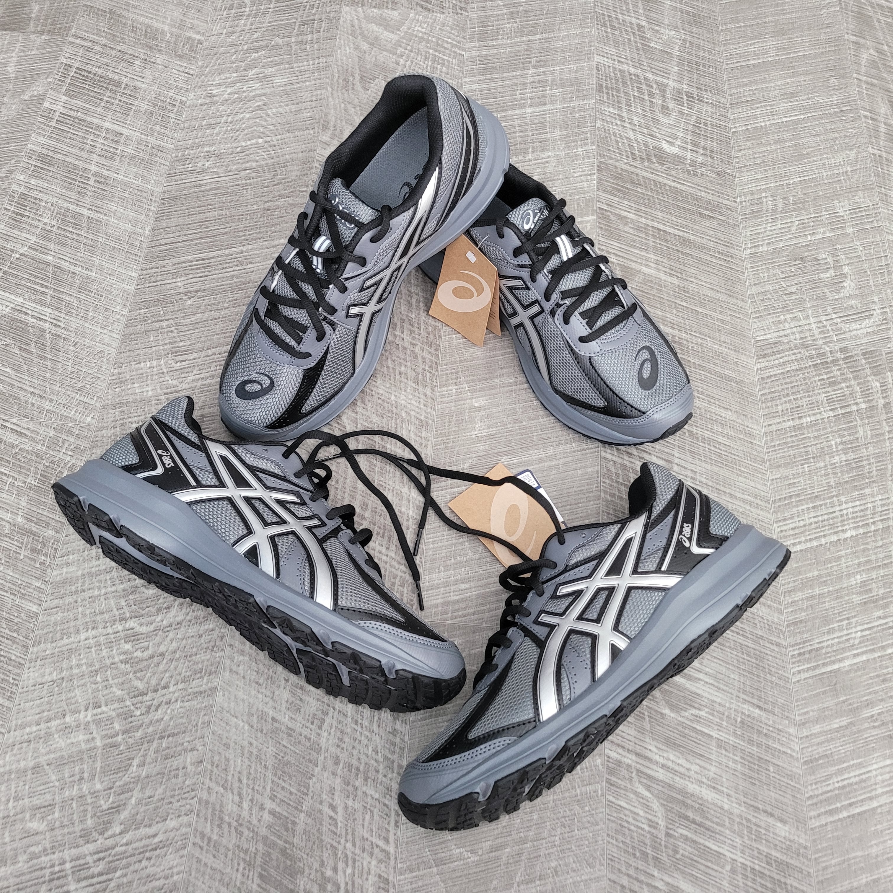 Asics Jog 100 S Steel Grey - 2E Wide 착용 스타일