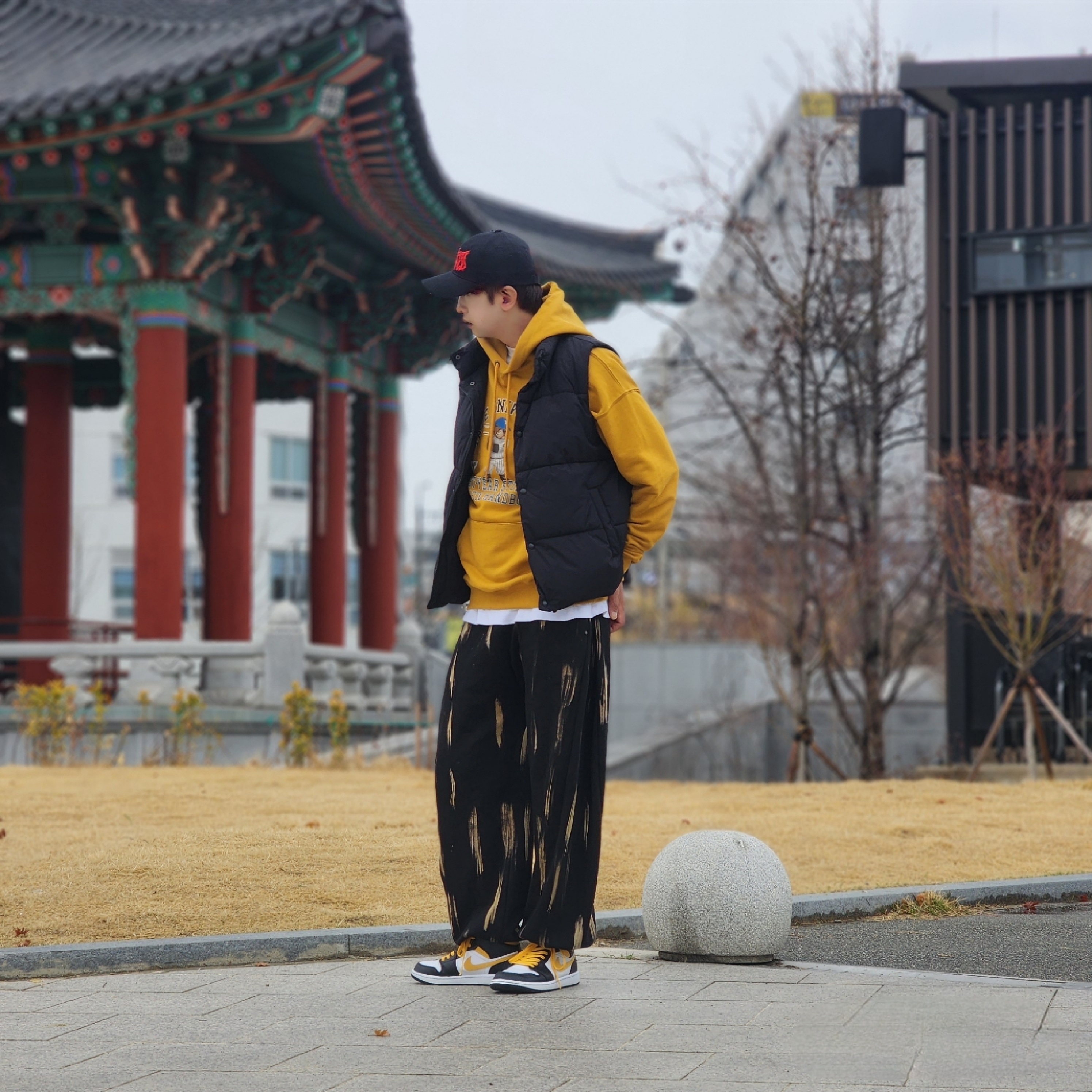 Jordan 1 Mid Pollen, (GS) Jordan 1 Mid Pollen 착용 스타일 - 5