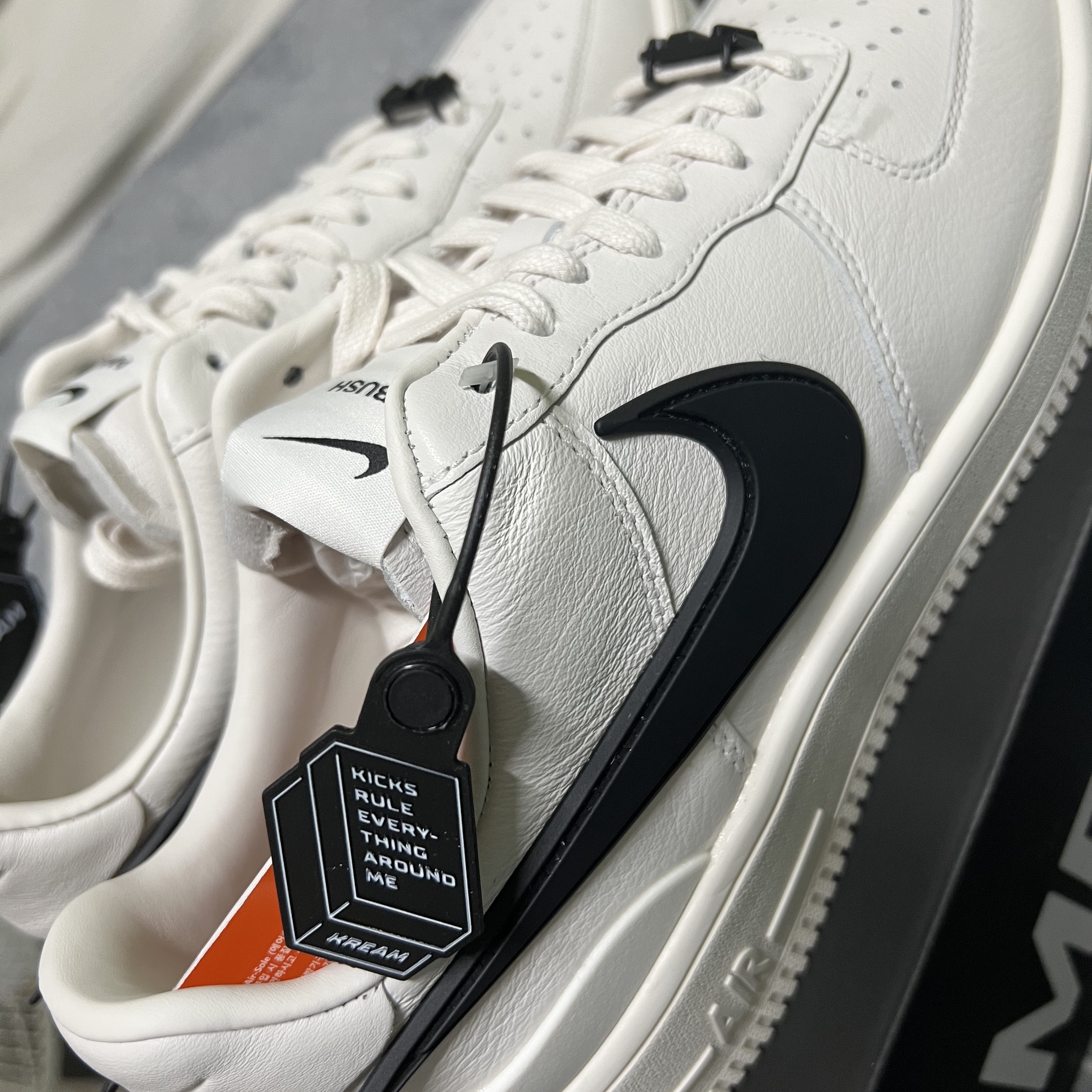 Nike x Ambush Air Force 1 Low SP Phantom 착용 스타일