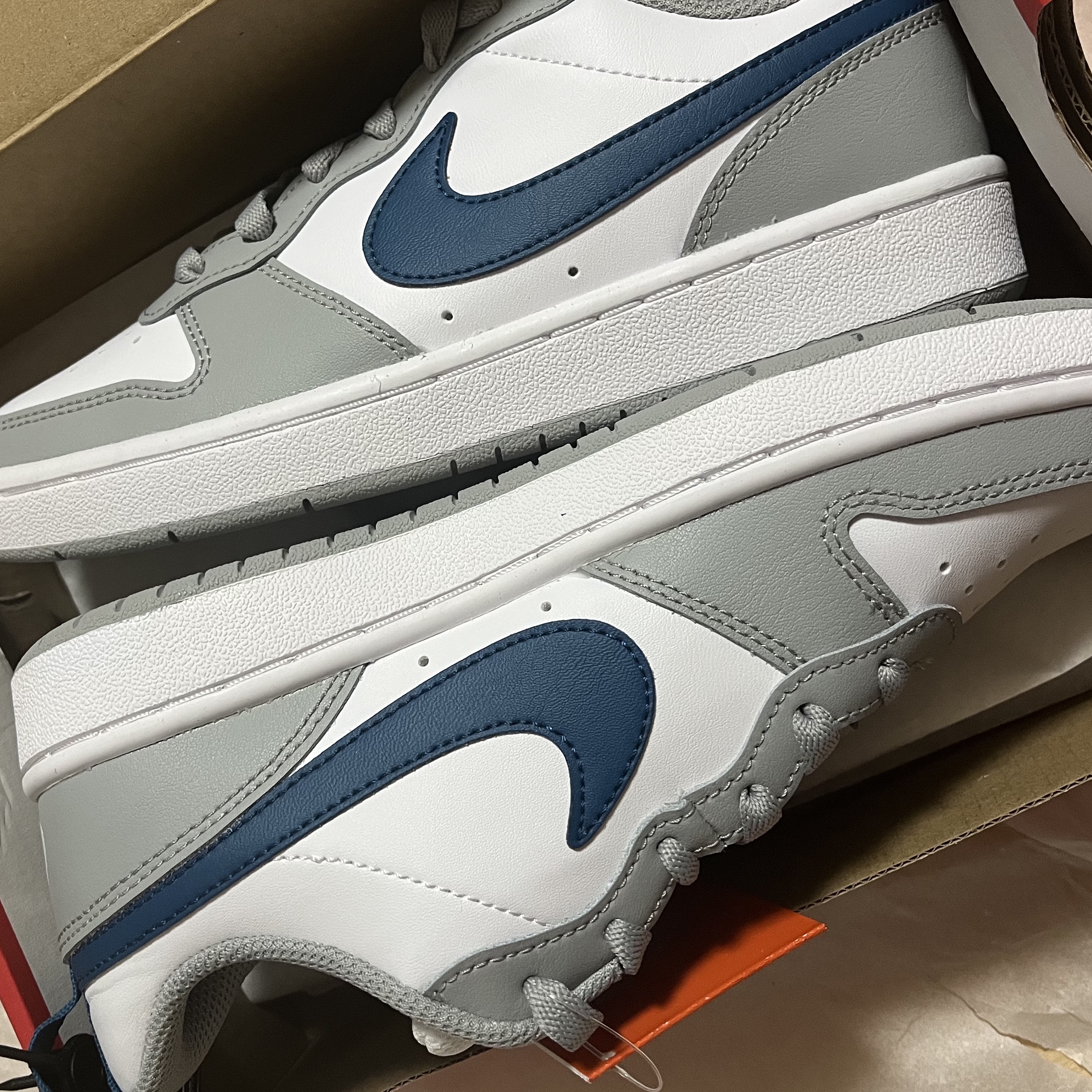 (GS) Nike Court Borough Low 2 Light Smoke Grey 착용 스타일