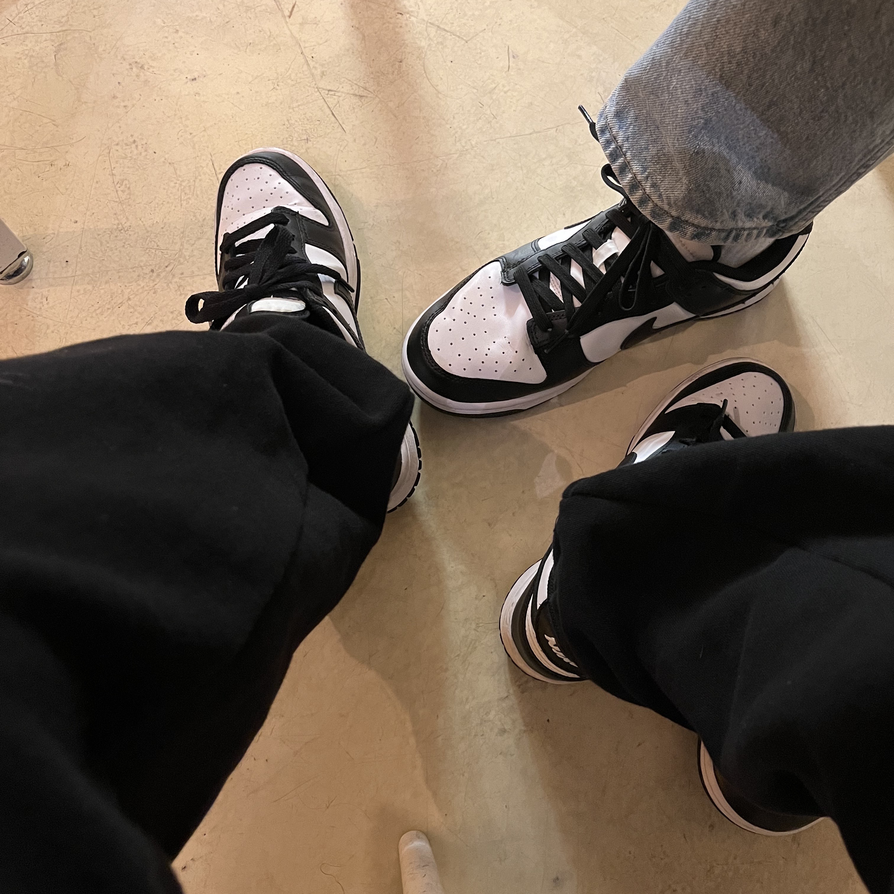 Nike Dunk Low Retro Black 착용 스타일