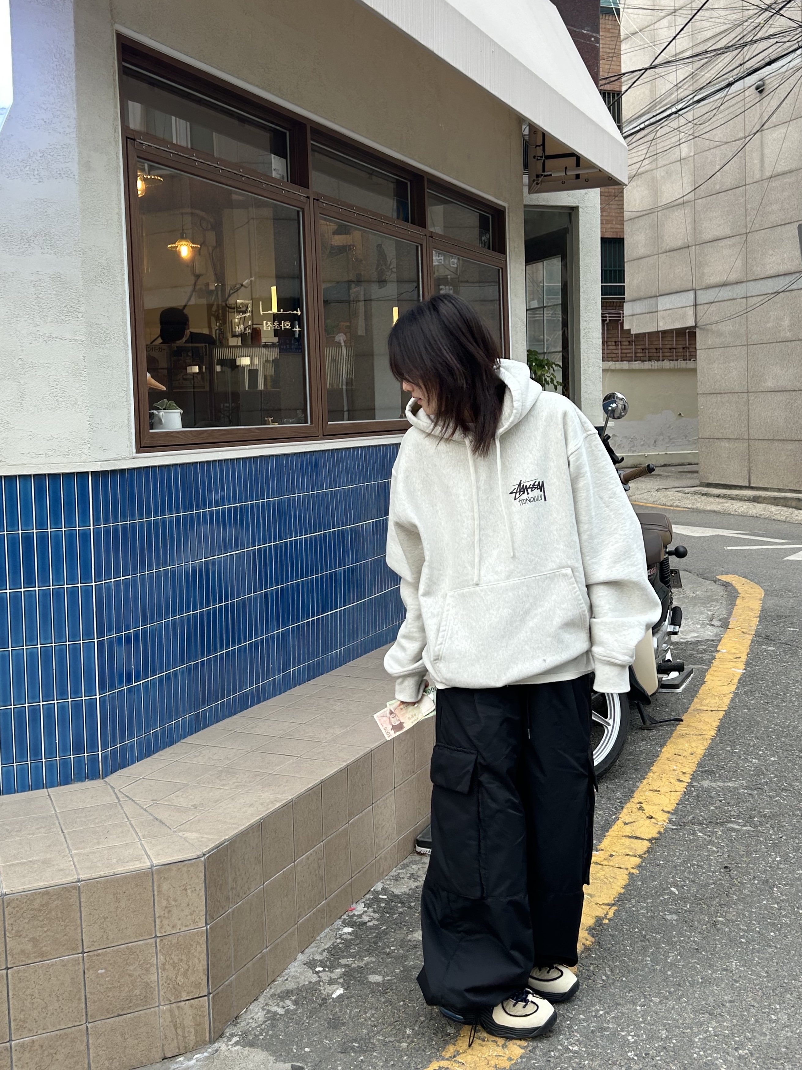 Nike x Stussy Air Penny II Rattan and Limestone 착용 스타일