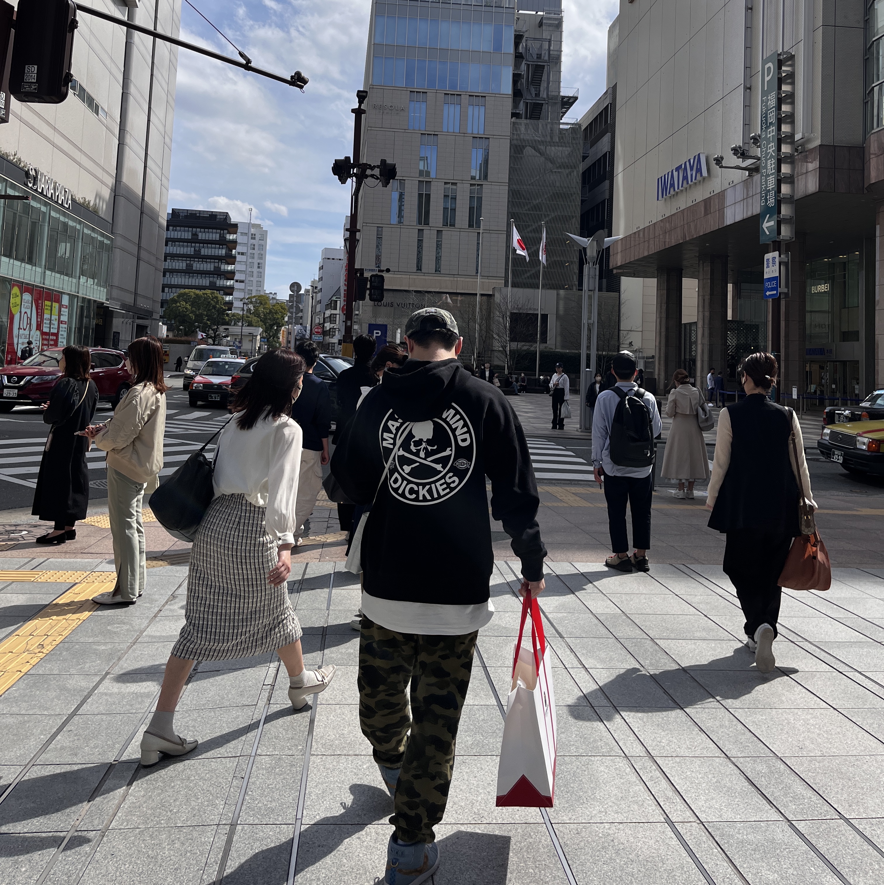 Nike x Supreme SB Zoom Blazer Mid QS 2 Industrial Blue, Supreme Military Camp Cap Olive Camo - 23SS 착용 스타일 - 1