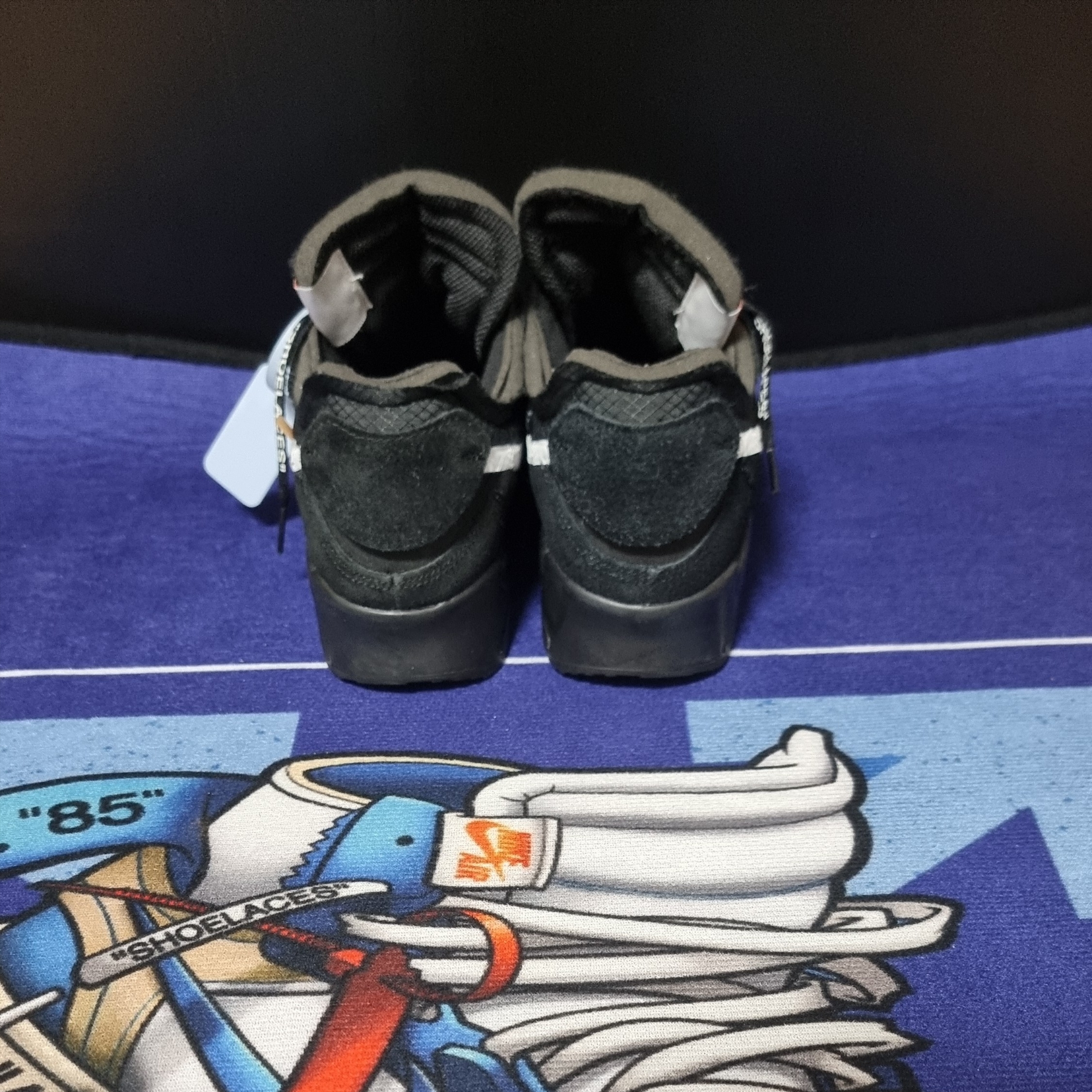 Nike x Off-White Air Max 90 V2 Black White 착용 스타일 - 4