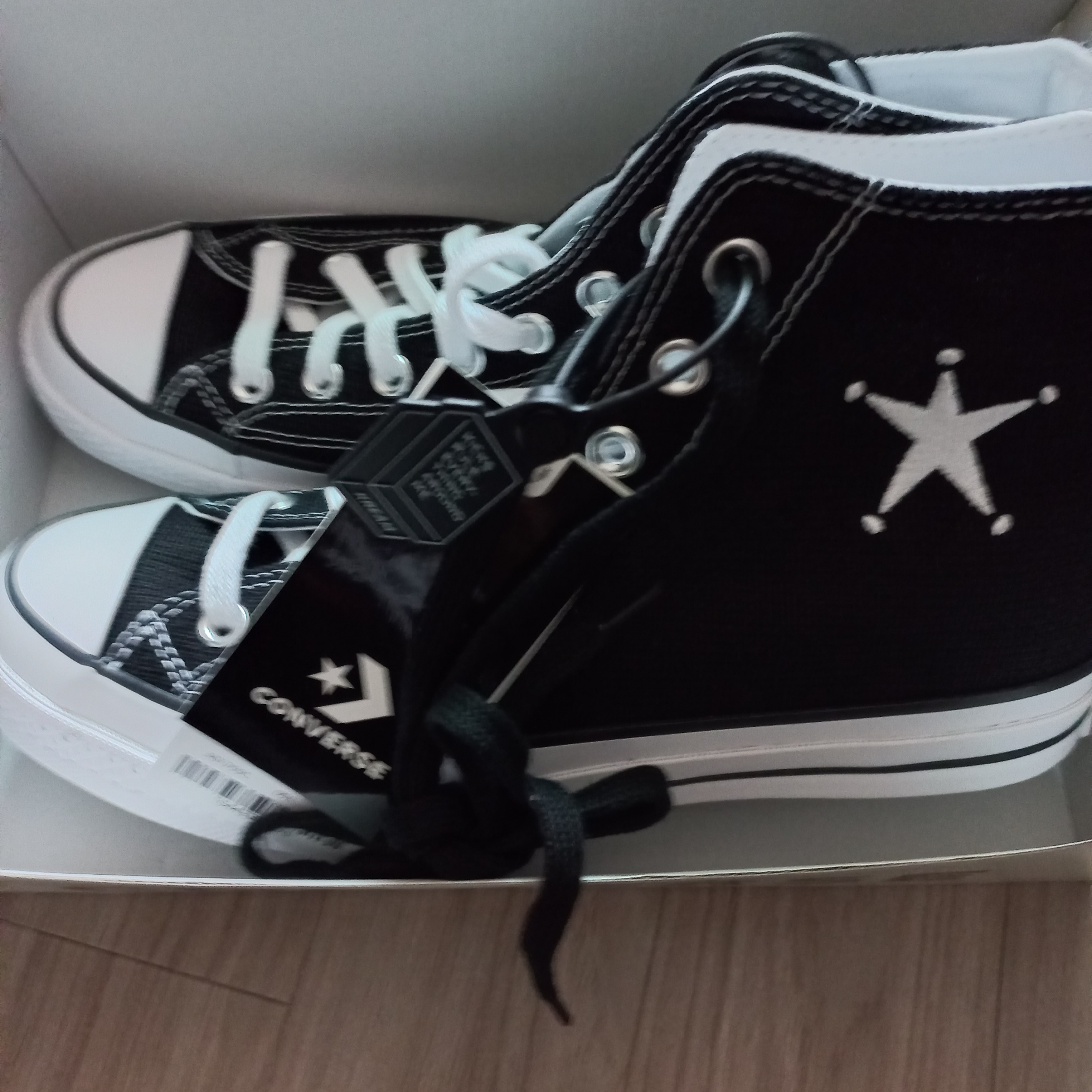 Converse x Stussy Chuck 70 High Black 착용 스타일 - 1