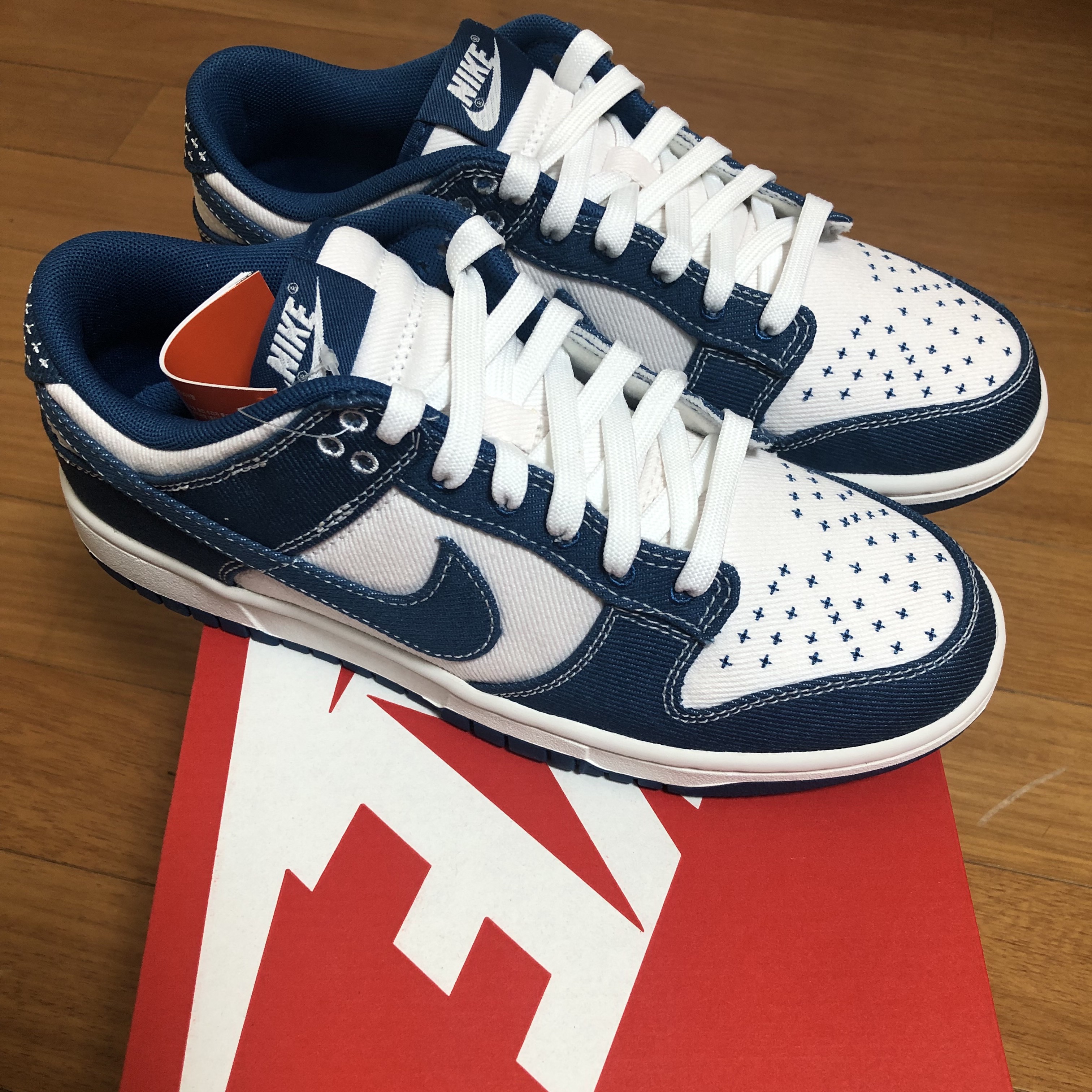 Nike Dunk Low Retro SE Industrial Blue 착용 스타일