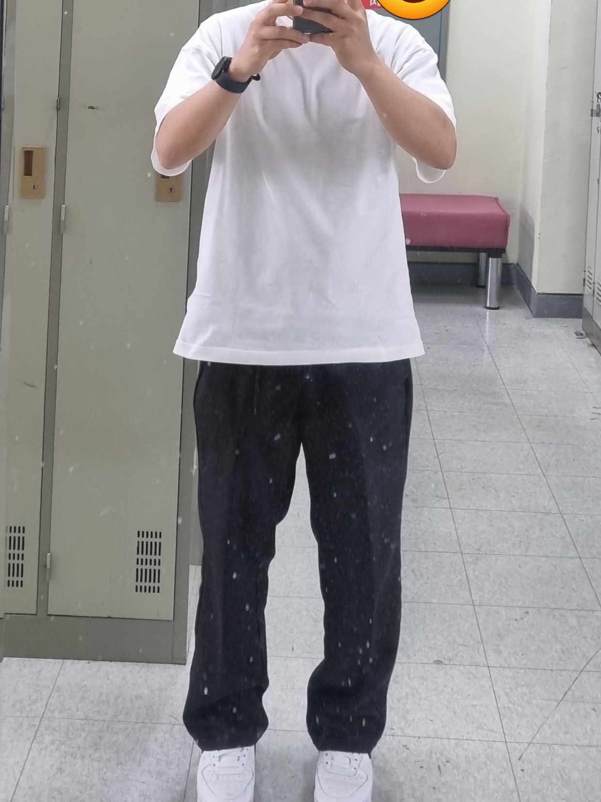 Nike x Stussy T-Shirt White (DV1774-100) 착용 스타일 - 1