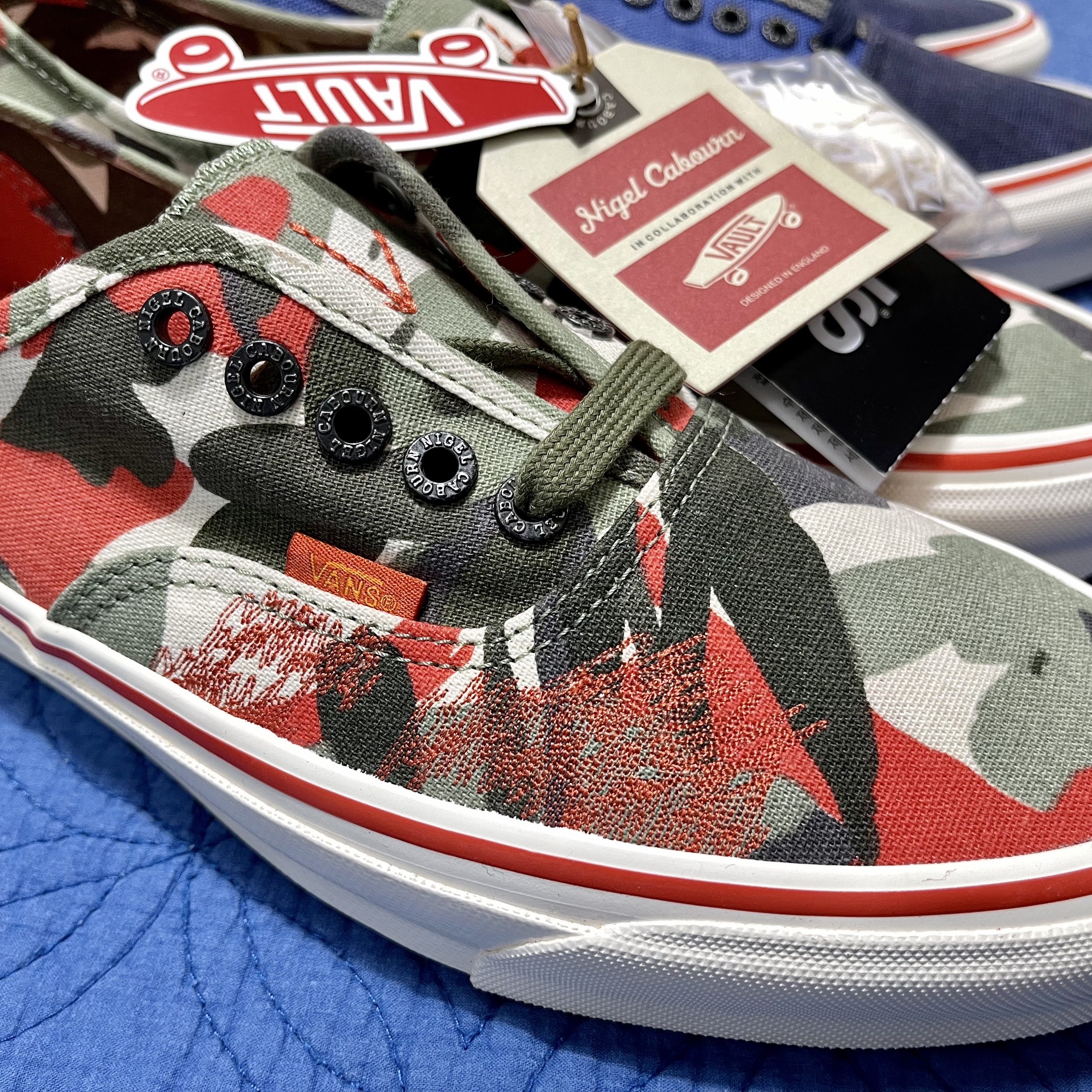 Vans Vault x Nigel Cabourn OG Authentic LX Army Green Camo, Vans Vault x Nigel Cabourn OG Authentic LX Crazy Navy Mix 착용 스타일 - 4