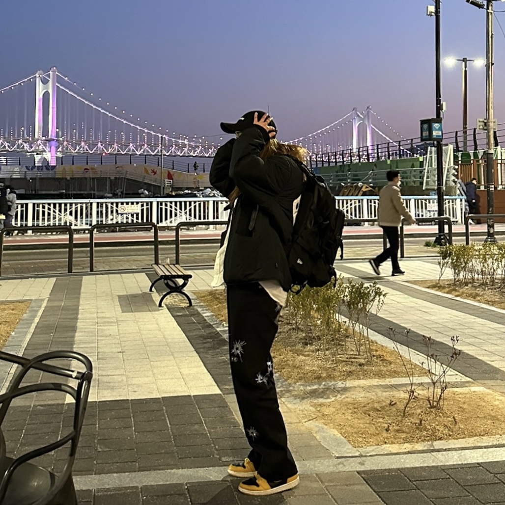 Supreme Military Camp Cap Black - 22SS, Jordan 1 Retro High OG Pollen 착용 스타일