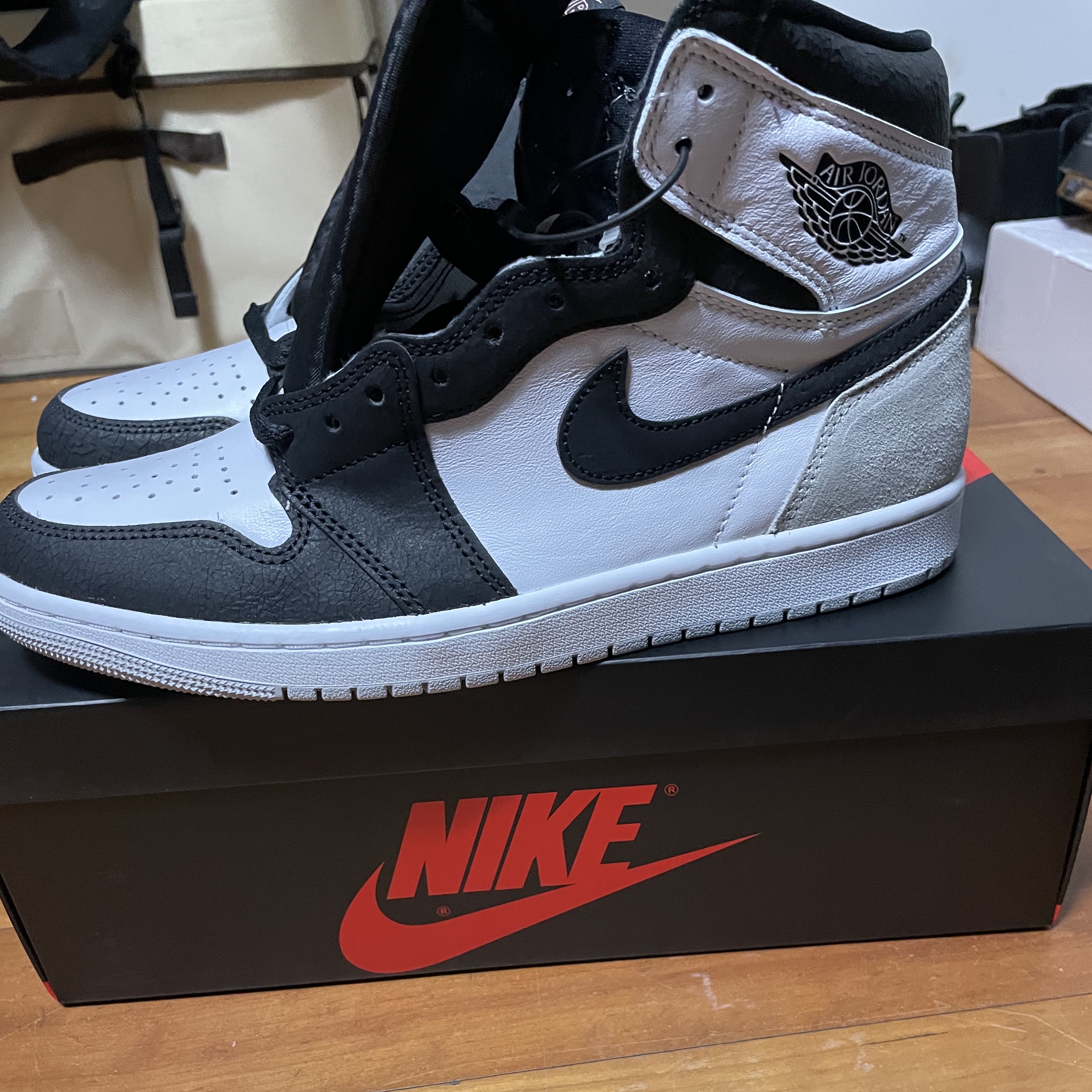 Jordan 1 Retro High OG Bleached Coral 착용 스타일
