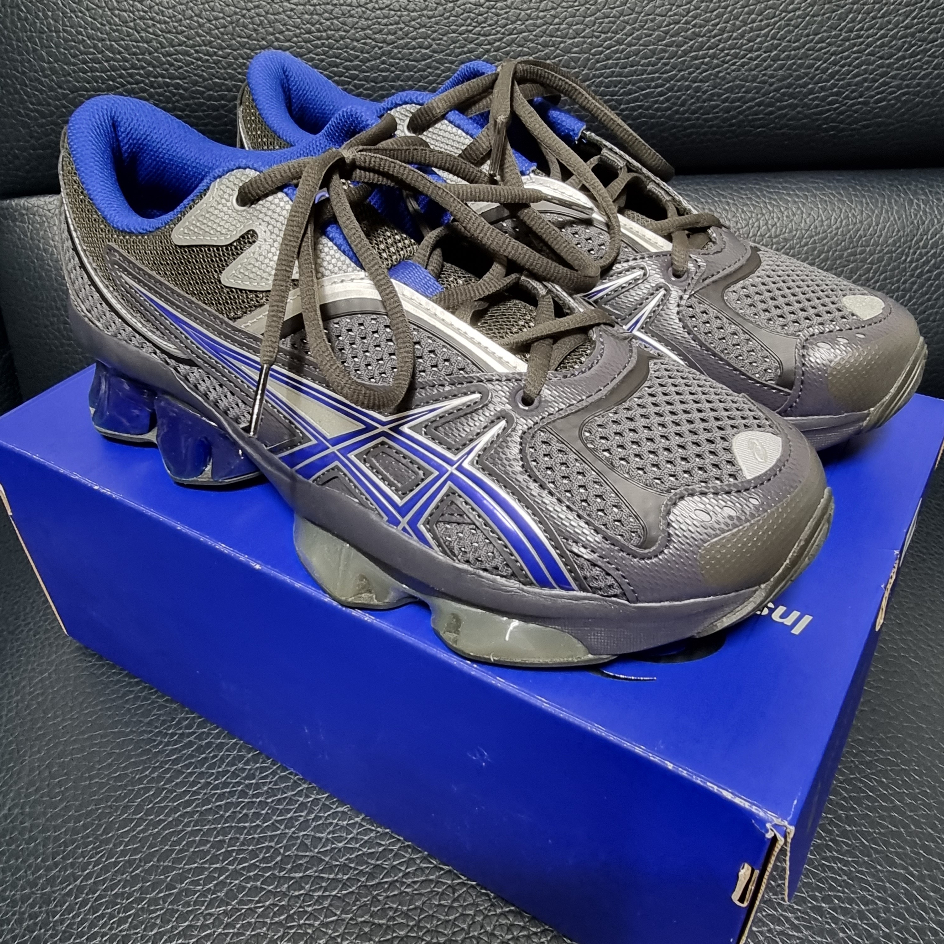 Asics x Kiko Kostadinov Gel-Quantum Zientzia Dark Grey 착용 스타일 - 2