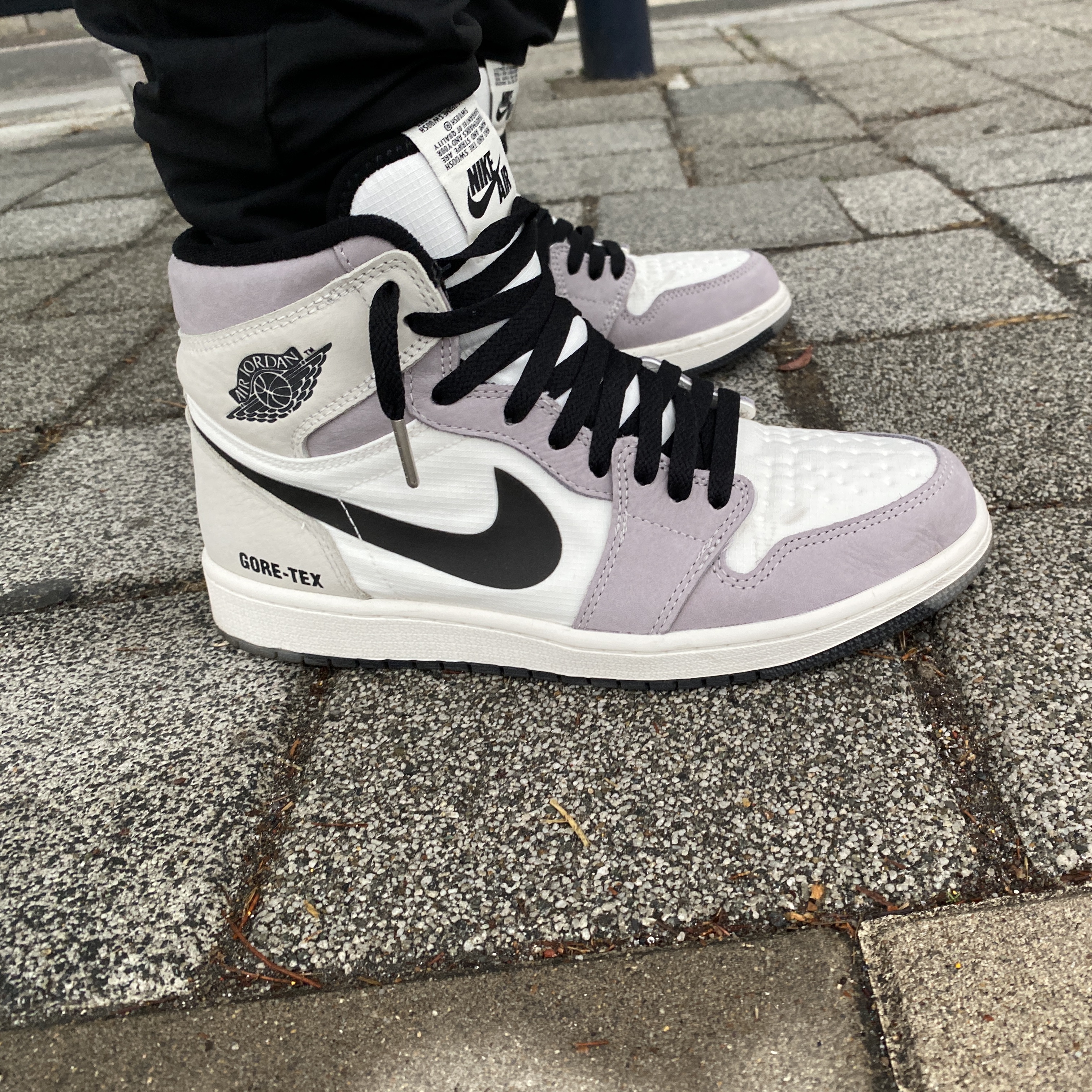 Jordan 1 Element Gore-Tex Sail 착용 스타일