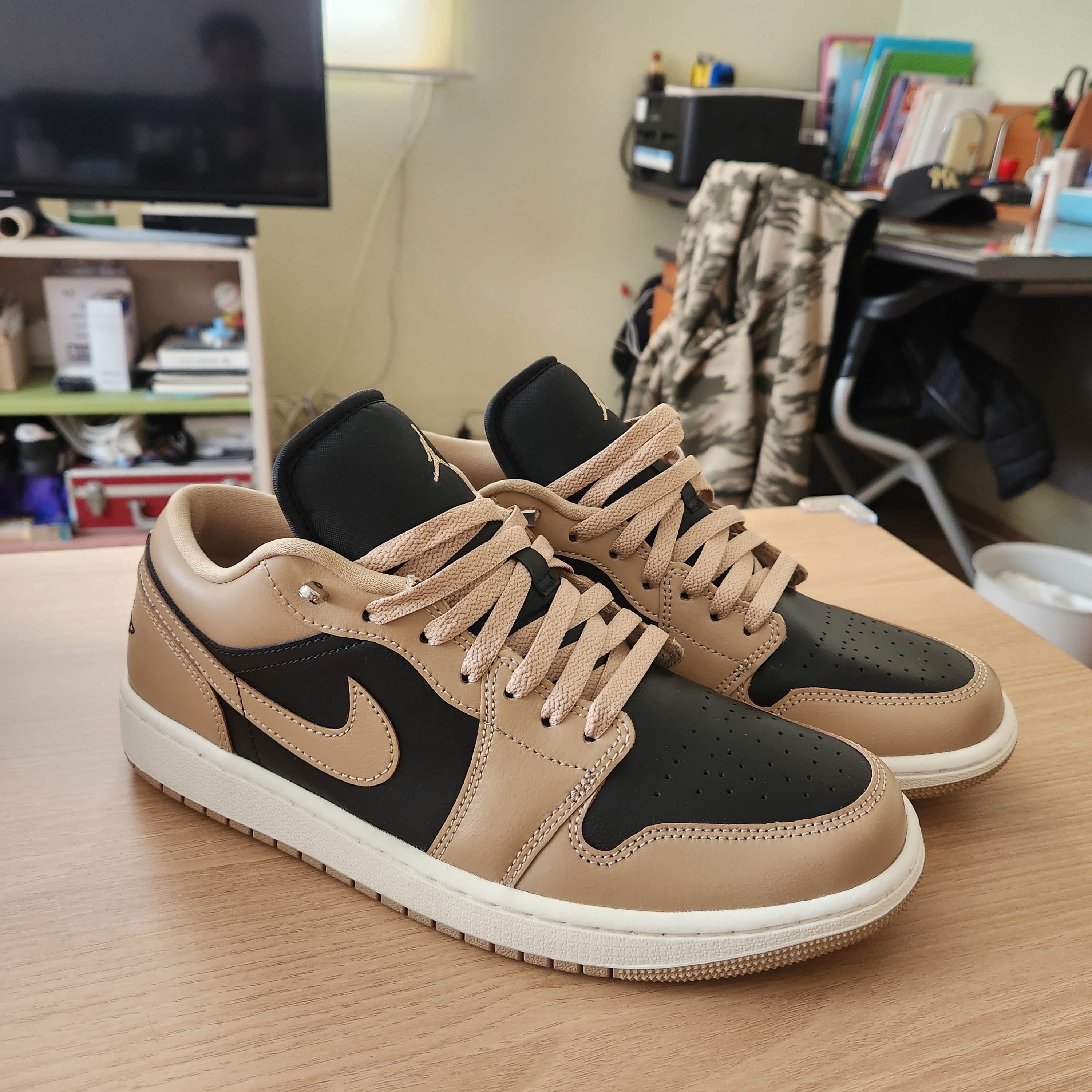 (W) Jordan 1 Low Desert Sail 착용 스타일 - 5