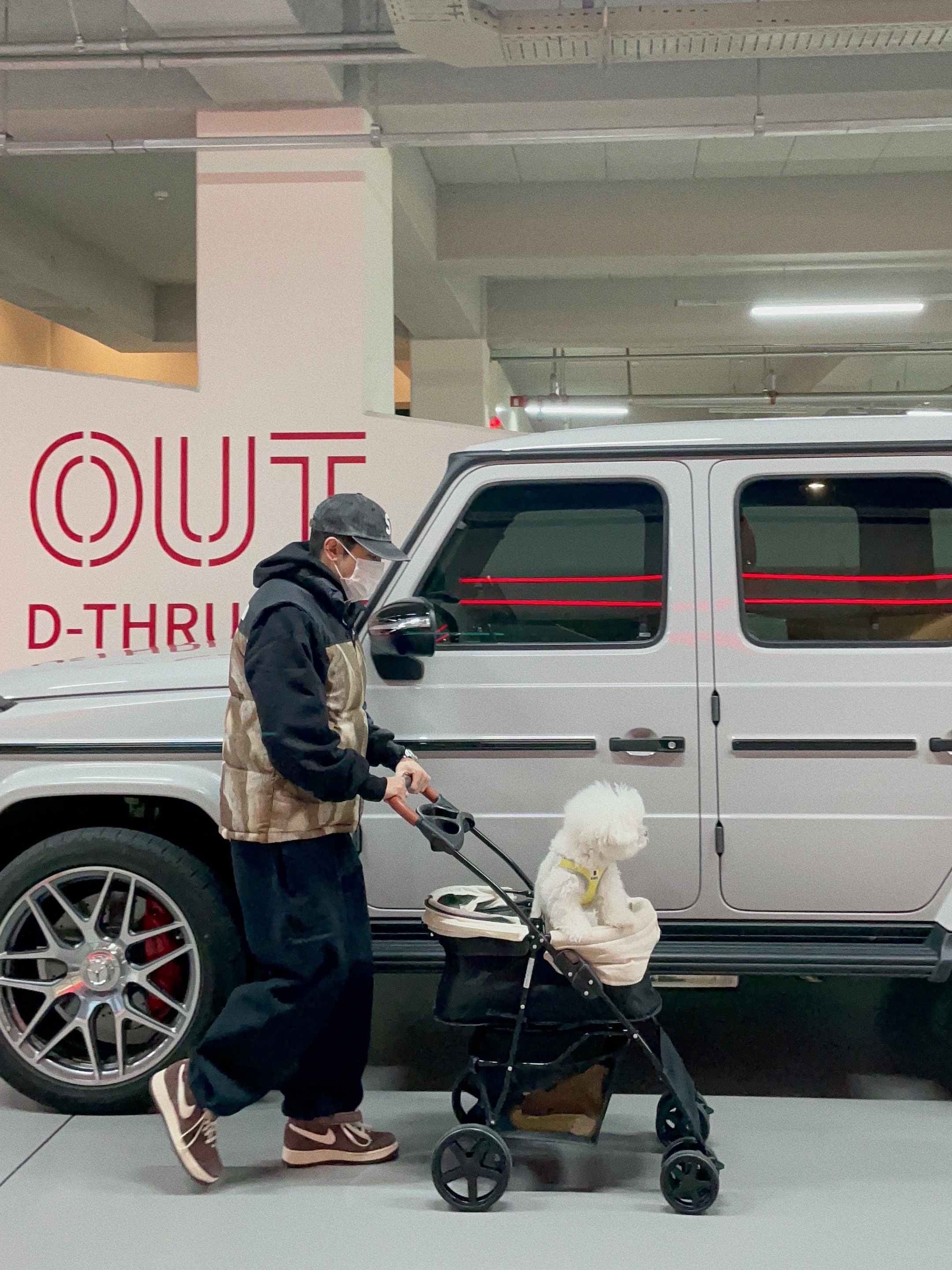 Nike x Stussy NRG Washed Fleece Pants Black (DO5296-010), Supreme Pigment Print S Logo 6-Panel Black - 22FW 착용 스타일 - 3