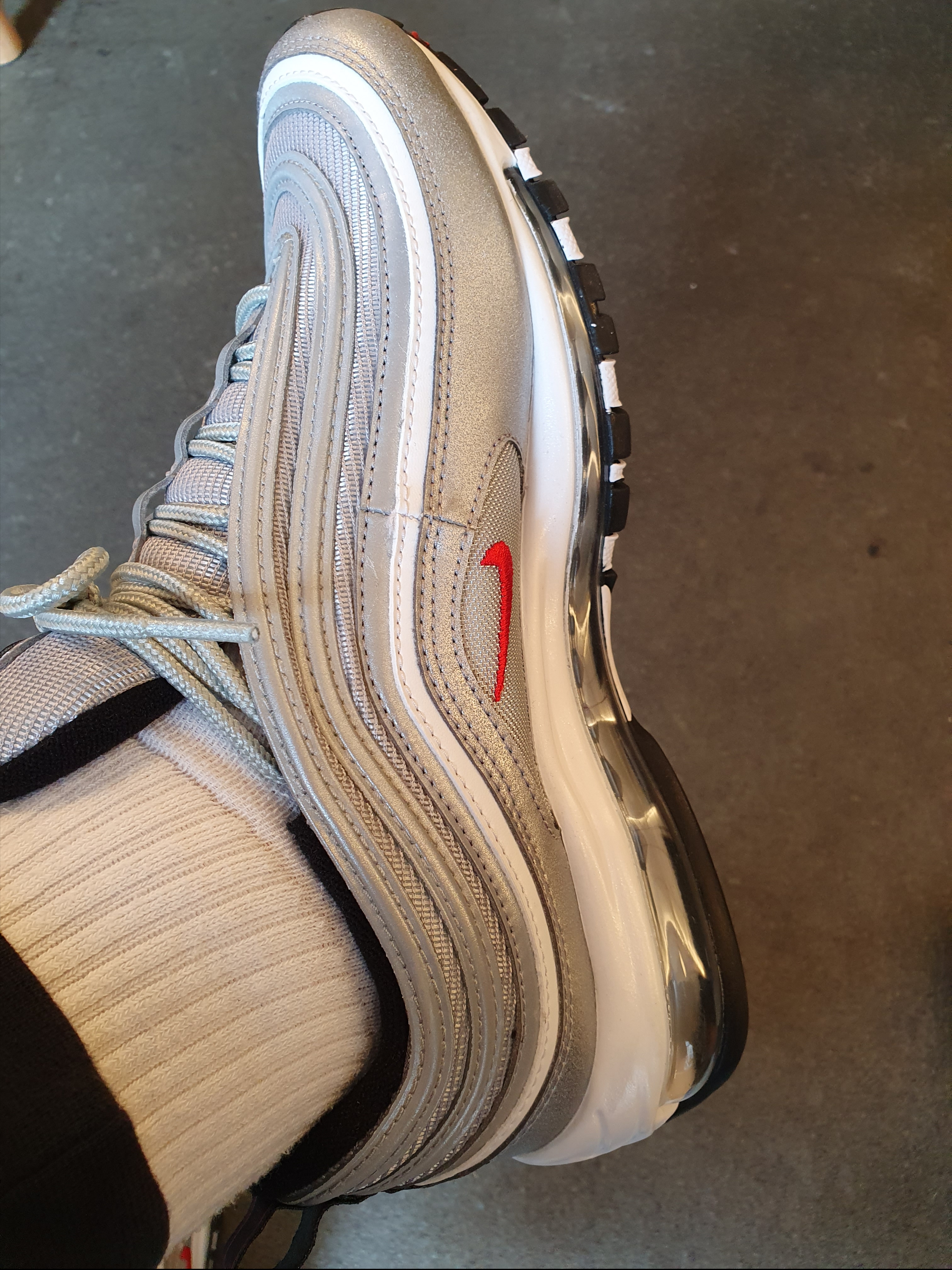 Nike Air Max 97 OG Silver Bullet 2022 착용 스타일