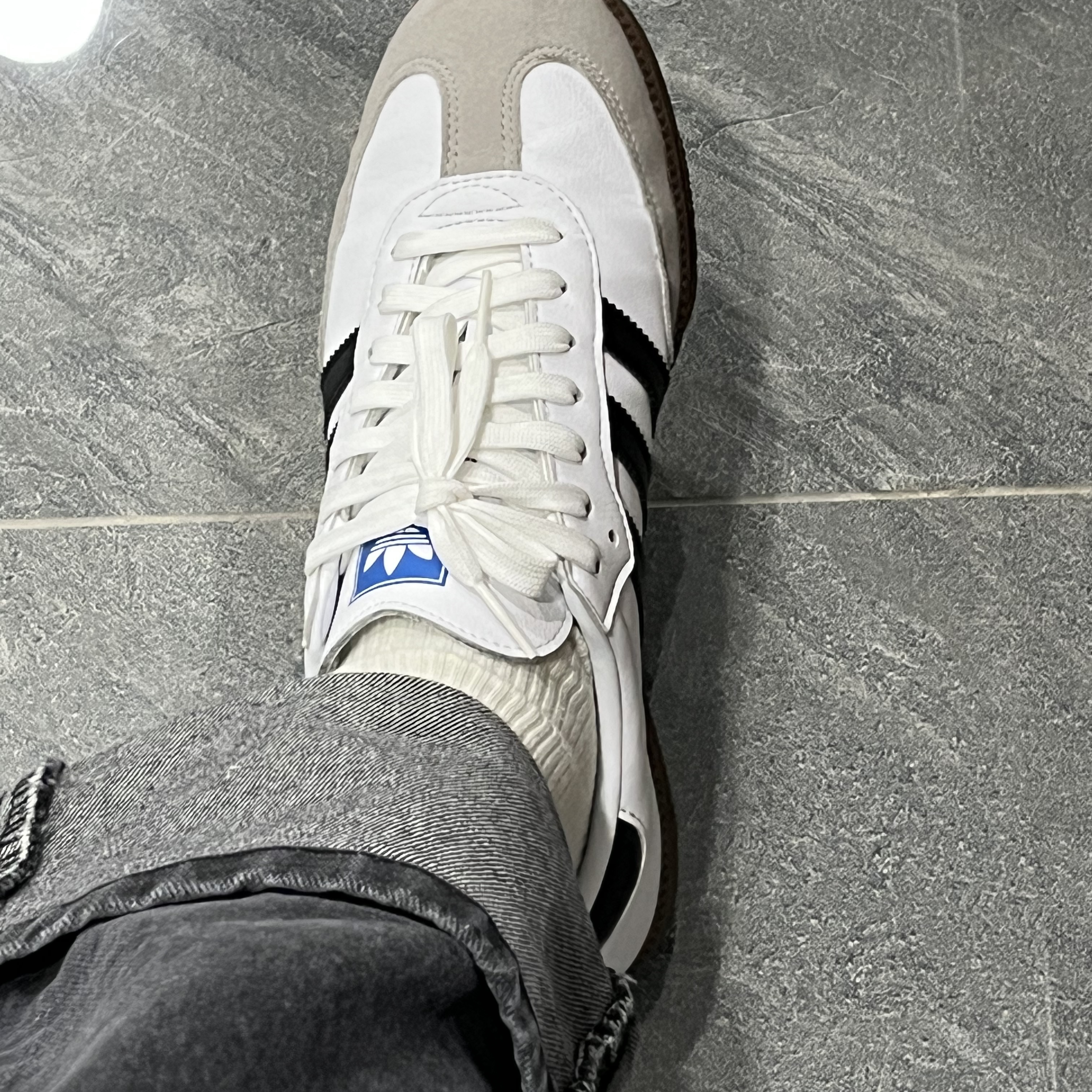 Adidas Samba Vegan White Black 착용 스타일