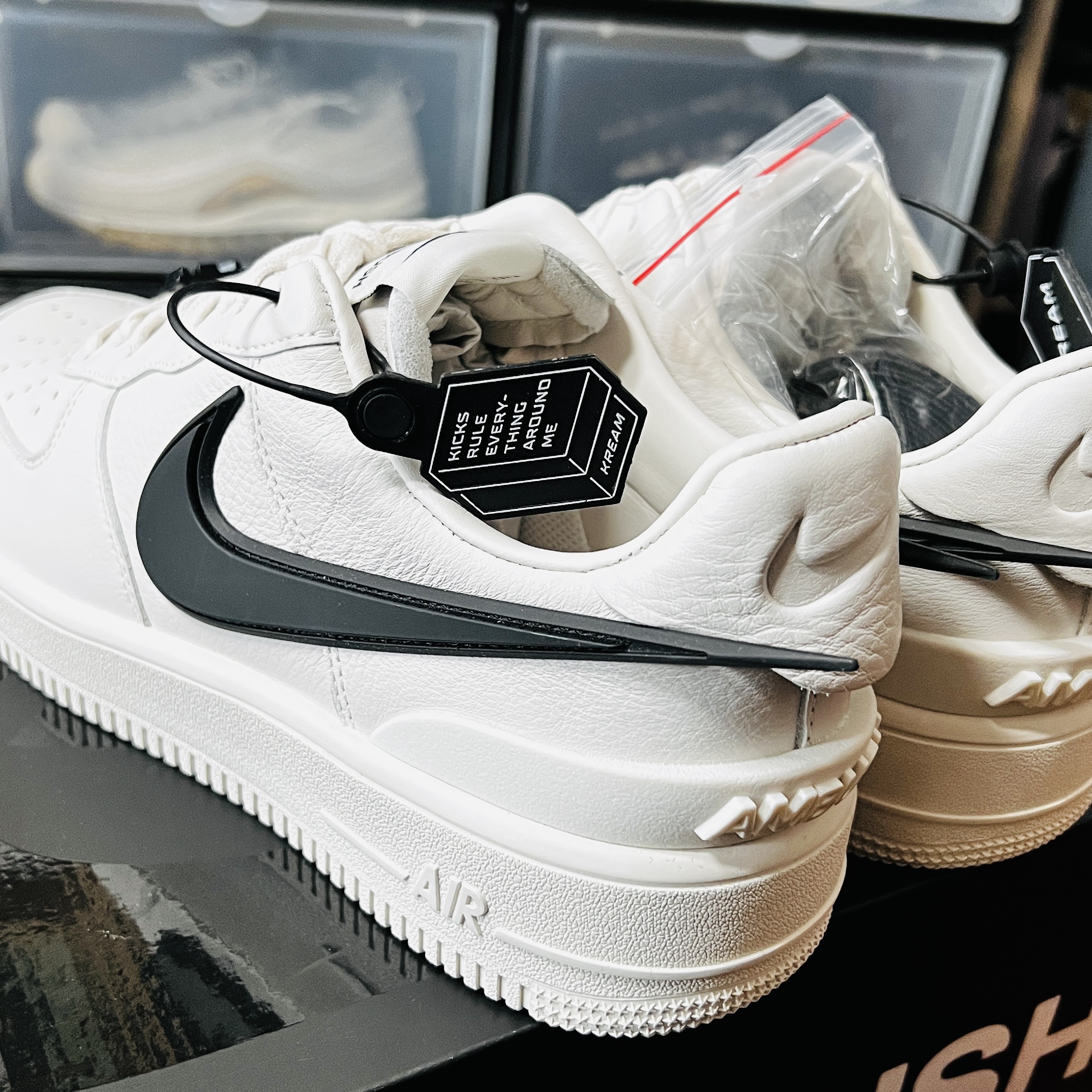 Nike x Ambush Air Force 1 Low SP Phantom 착용 스타일 - 1