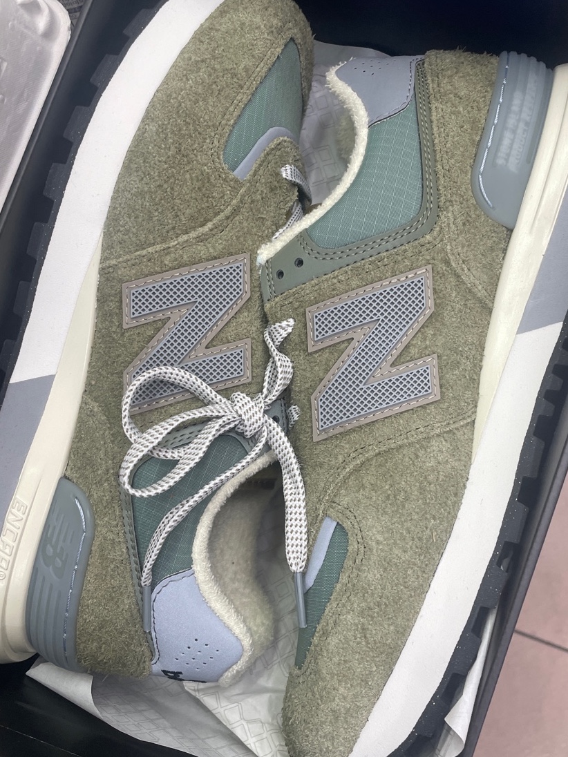 New Balance x Stone Island 574 Legacy Green 착용 스타일