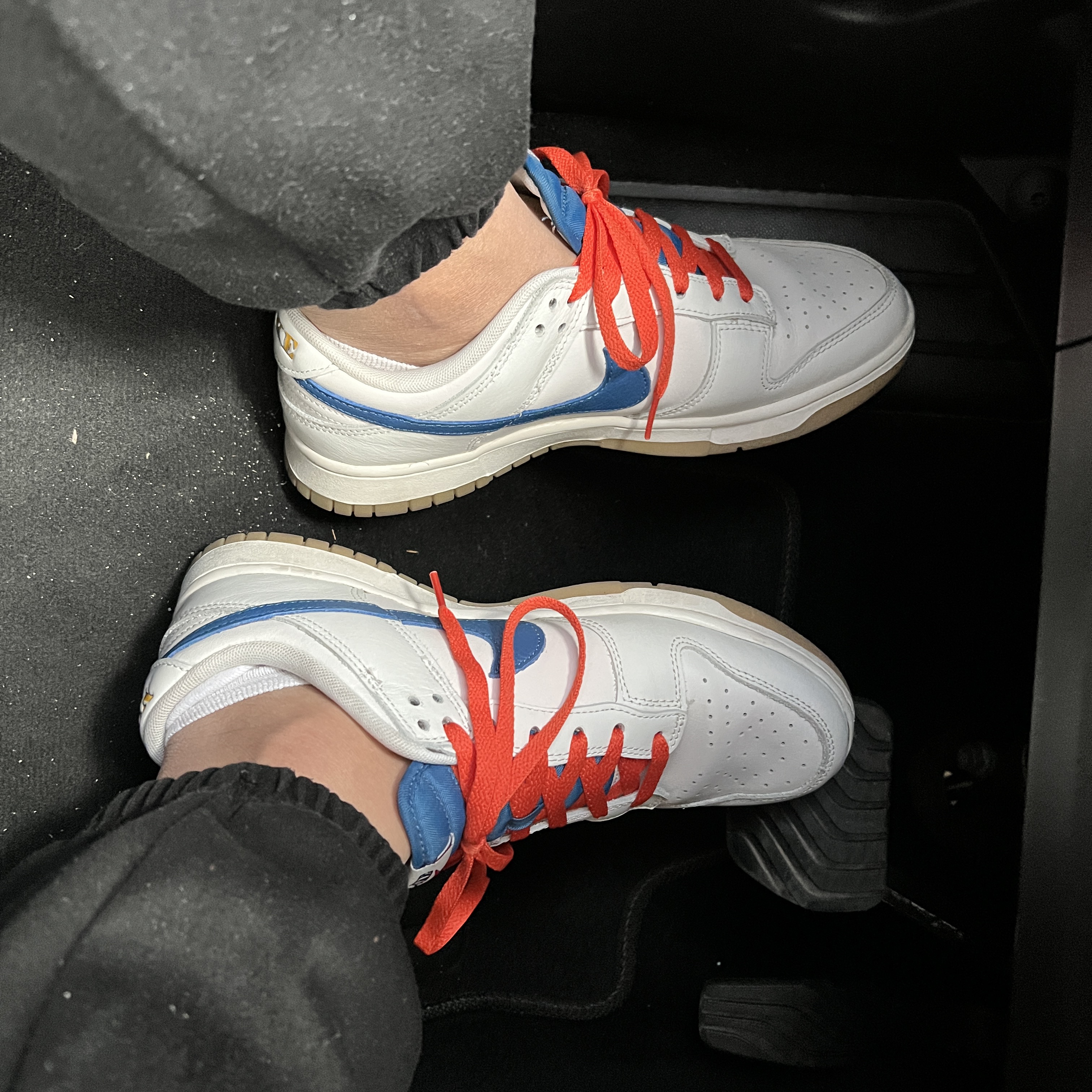 Nike Dunk Low SE Sail Dark Marina Blue 착용 스타일