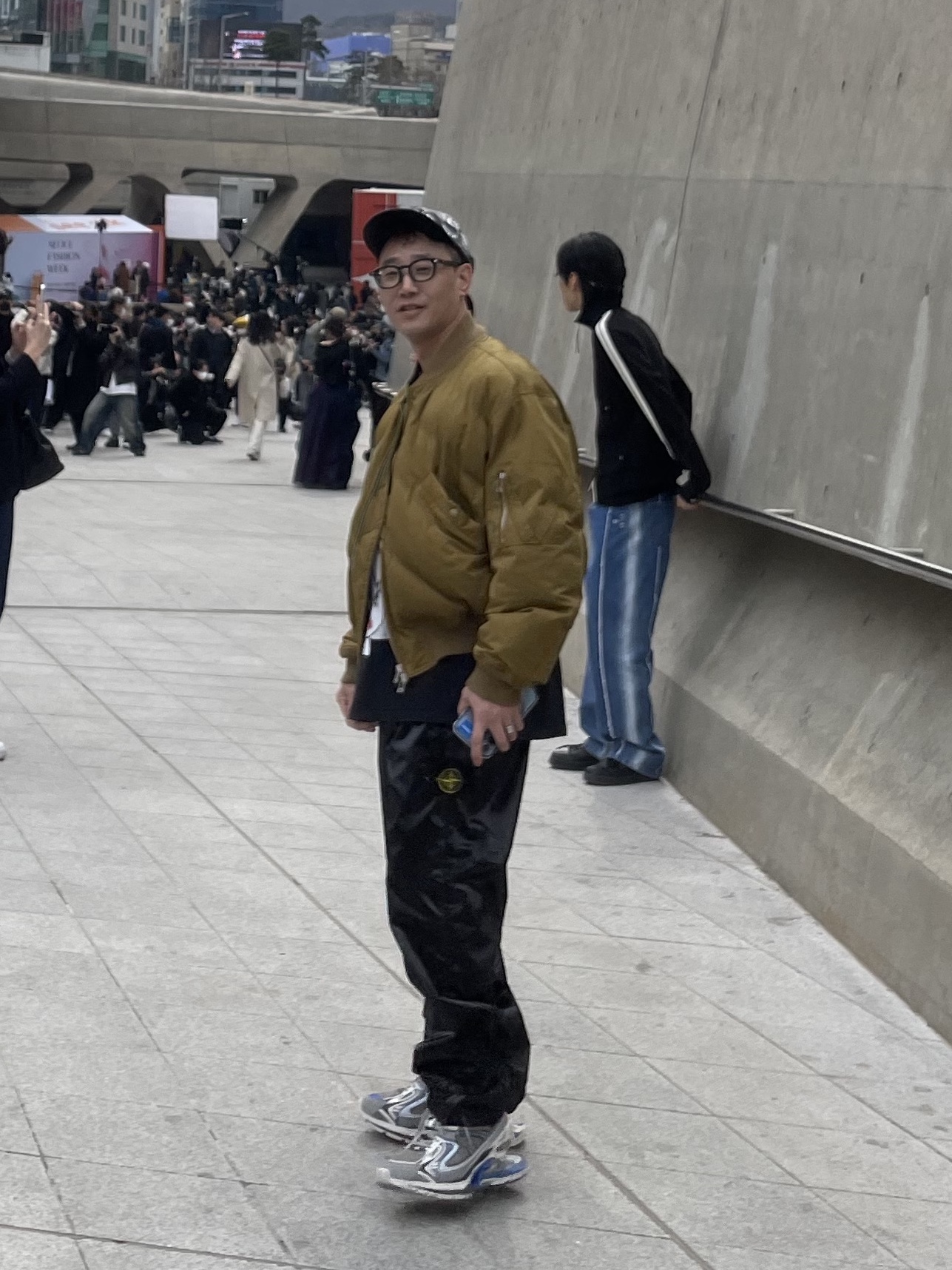 Balenciaga X-Pander Sneakers Blue Silver, Supreme x Stone Island New Silk Light Pants Black - 19SS 착용 스타일 - 2