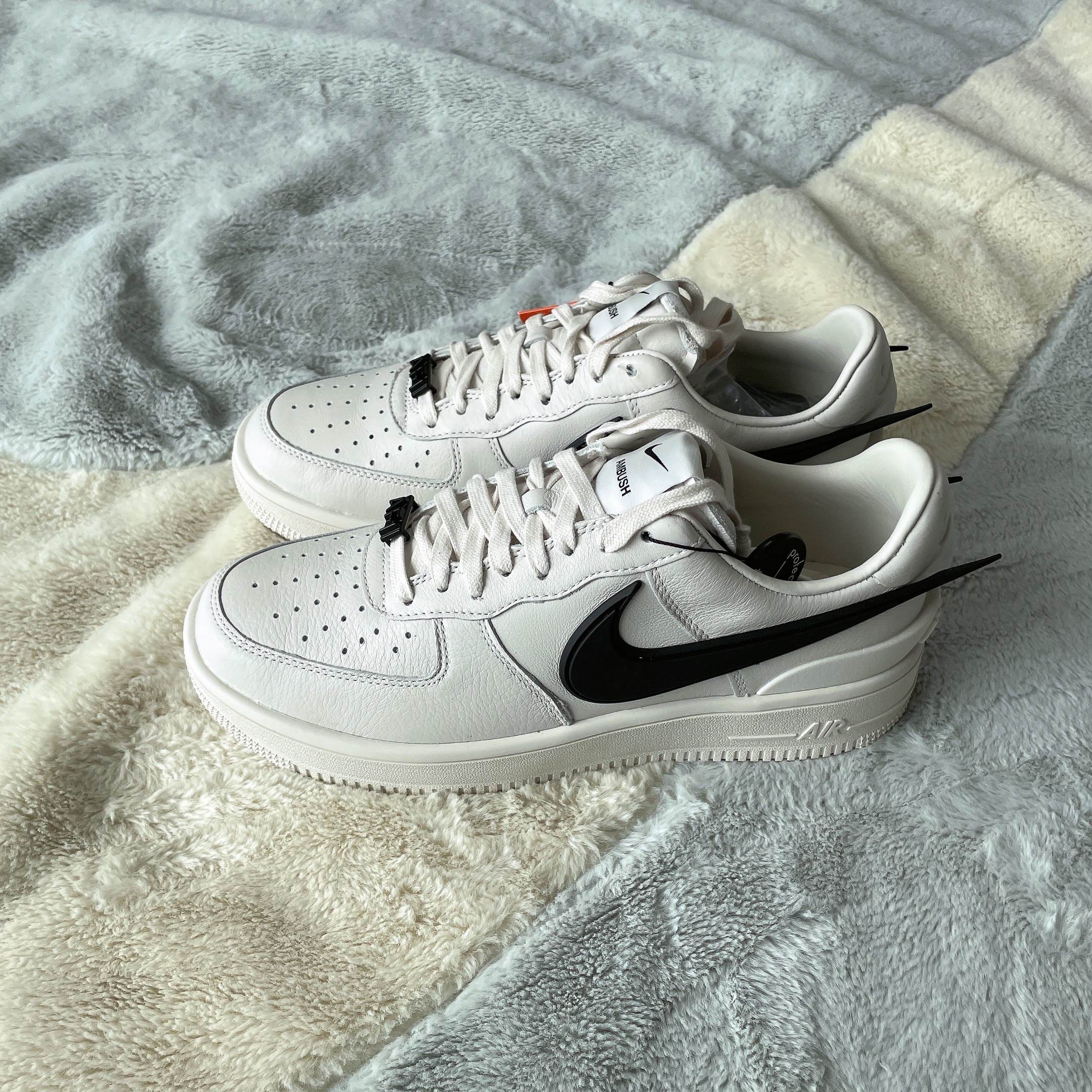 Nike x Ambush Air Force 1 Low SP Phantom 착용 스타일 - 1