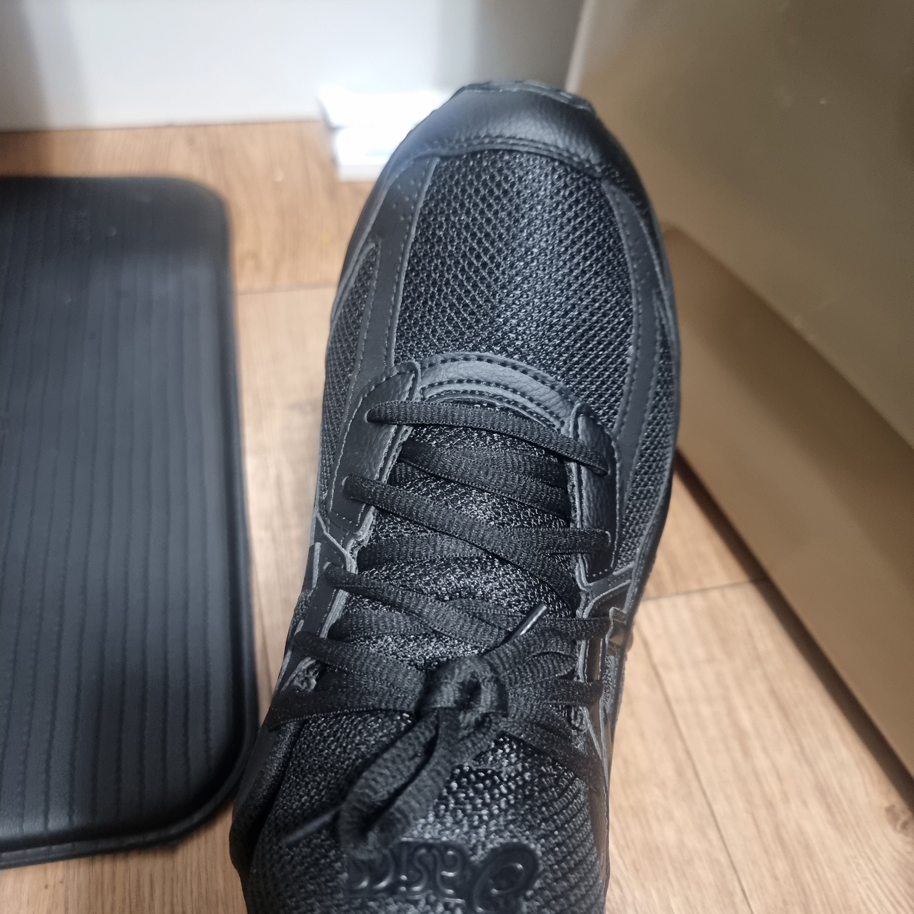 Asics Jog 100 S Black - 2E Wide 착용 스타일