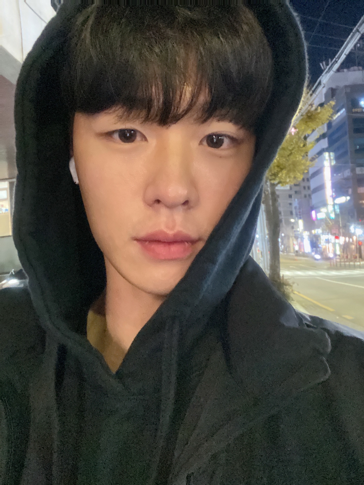 KREAM 프로필 이미지