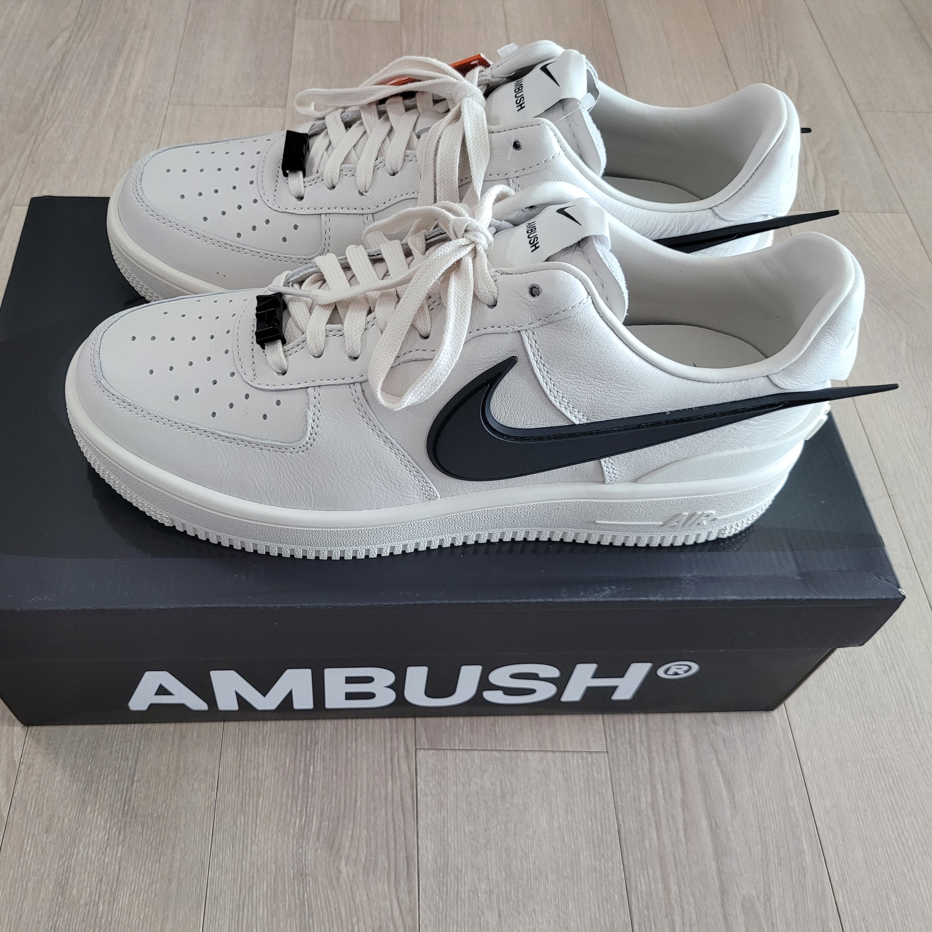 Nike x Ambush Air Force 1 Low SP Phantom 착용 스타일 - 3