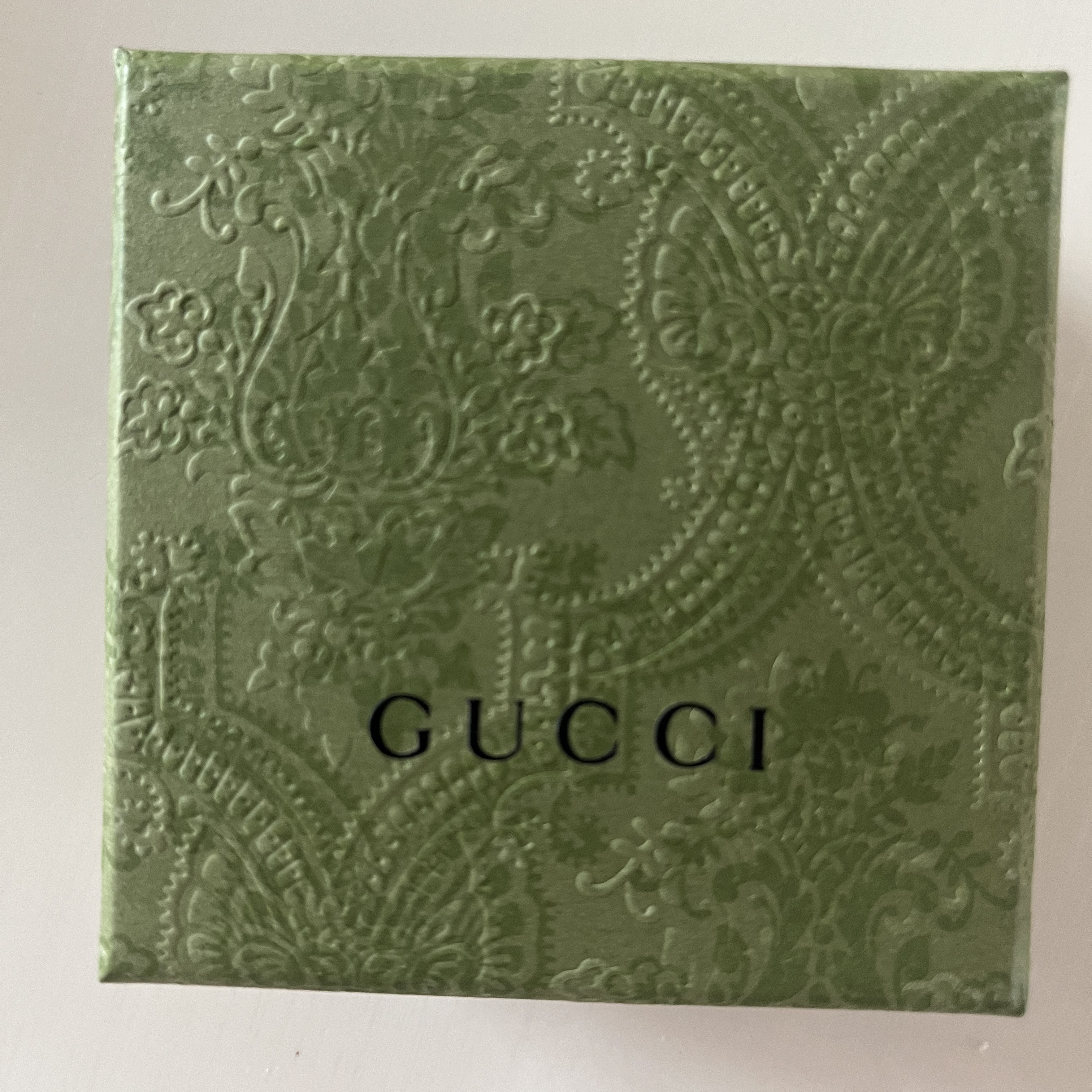 Gucci Interlocking G Bracelet Silver 착용 스타일 - 2