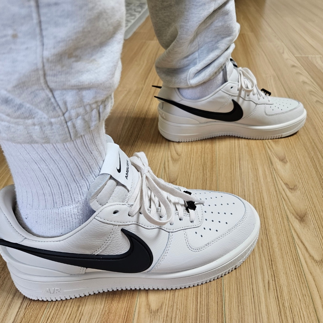 Nike x Ambush Air Force 1 Low SP Phantom 착용 스타일 - 3