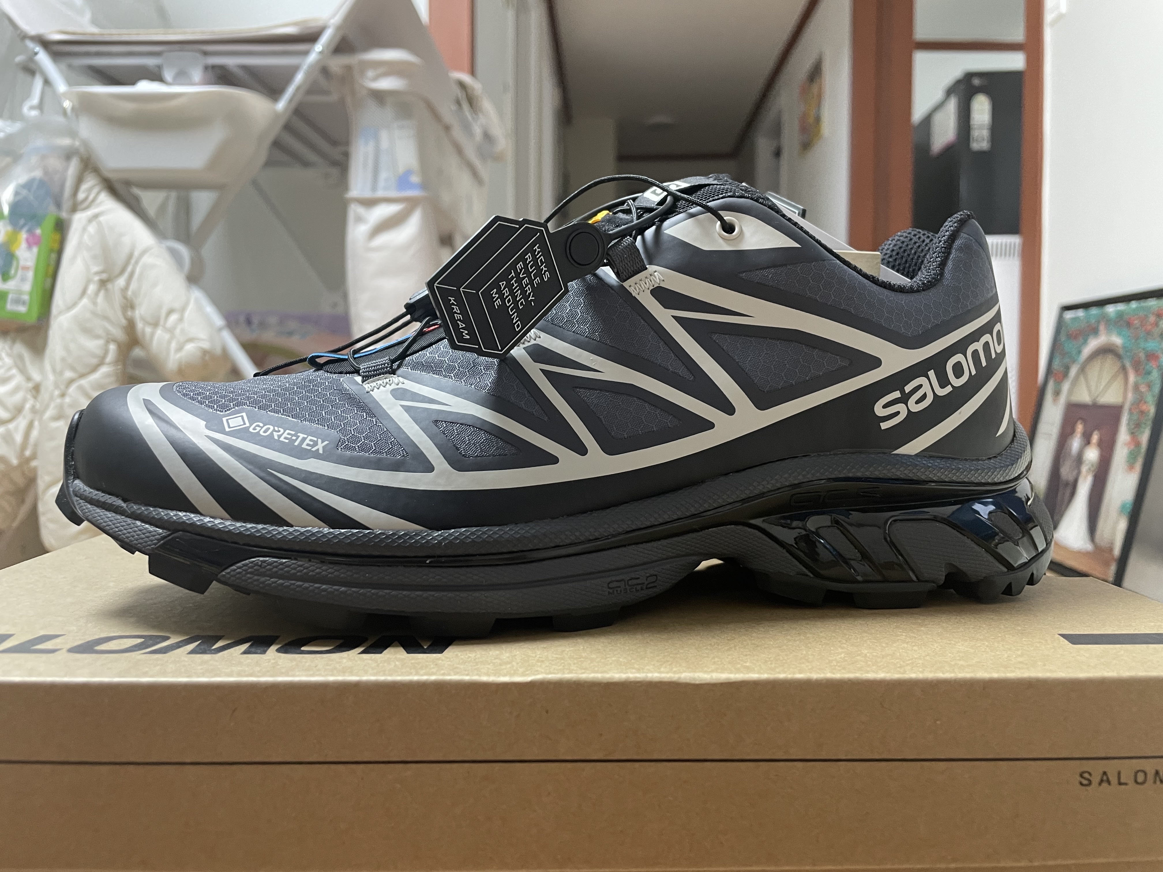 Salomon XT-6 Gore-Tex Black Ebony 착용 스타일 - 1