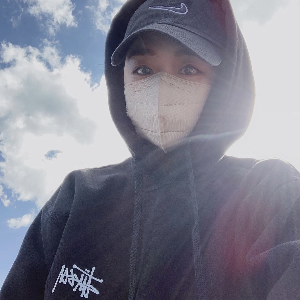 Stussy Basic Stussy Hoodie Black 2022 착용 스타일