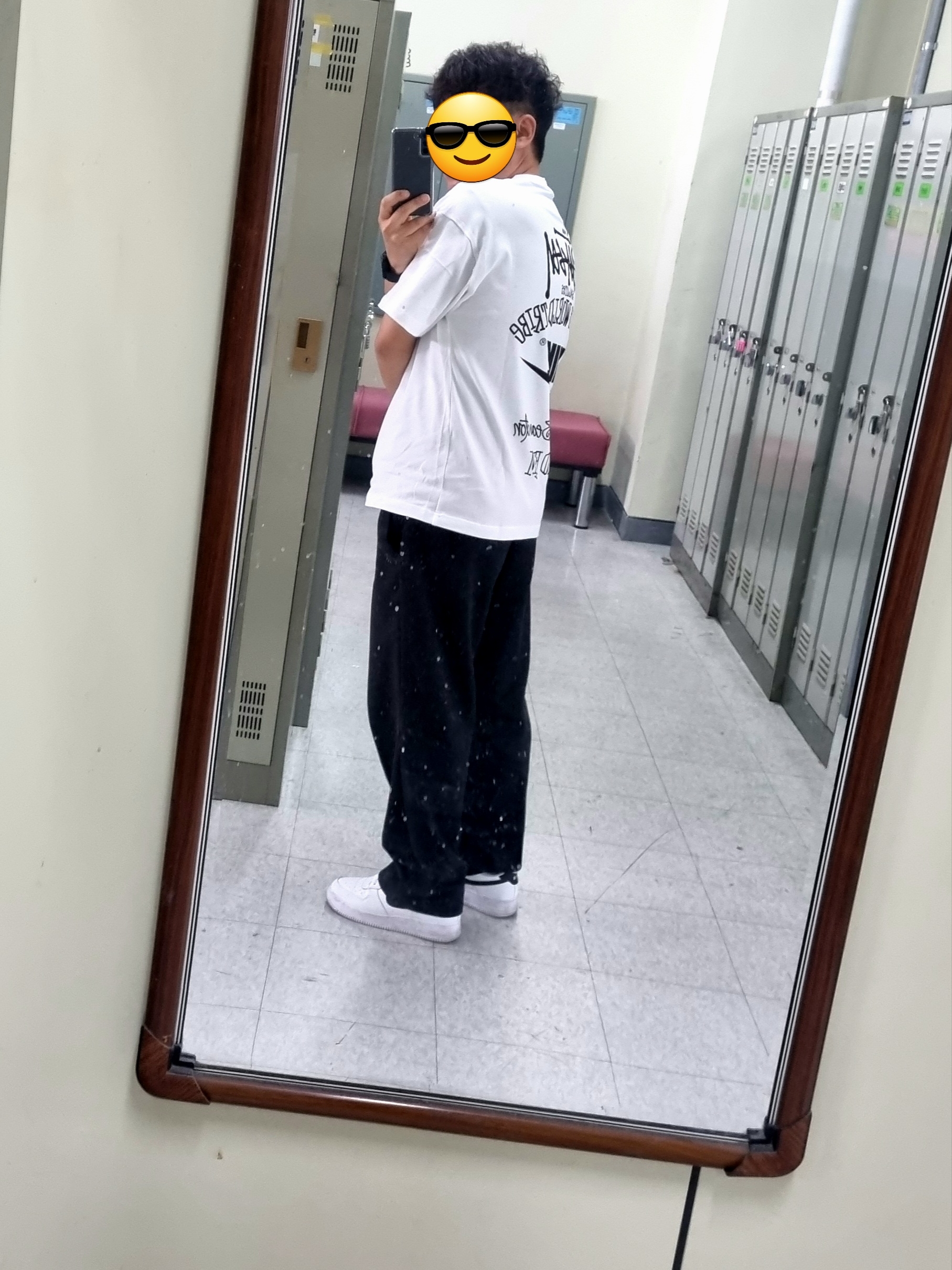 Nike x Stussy T-Shirt White (DV1774-100) 착용 스타일 - 2