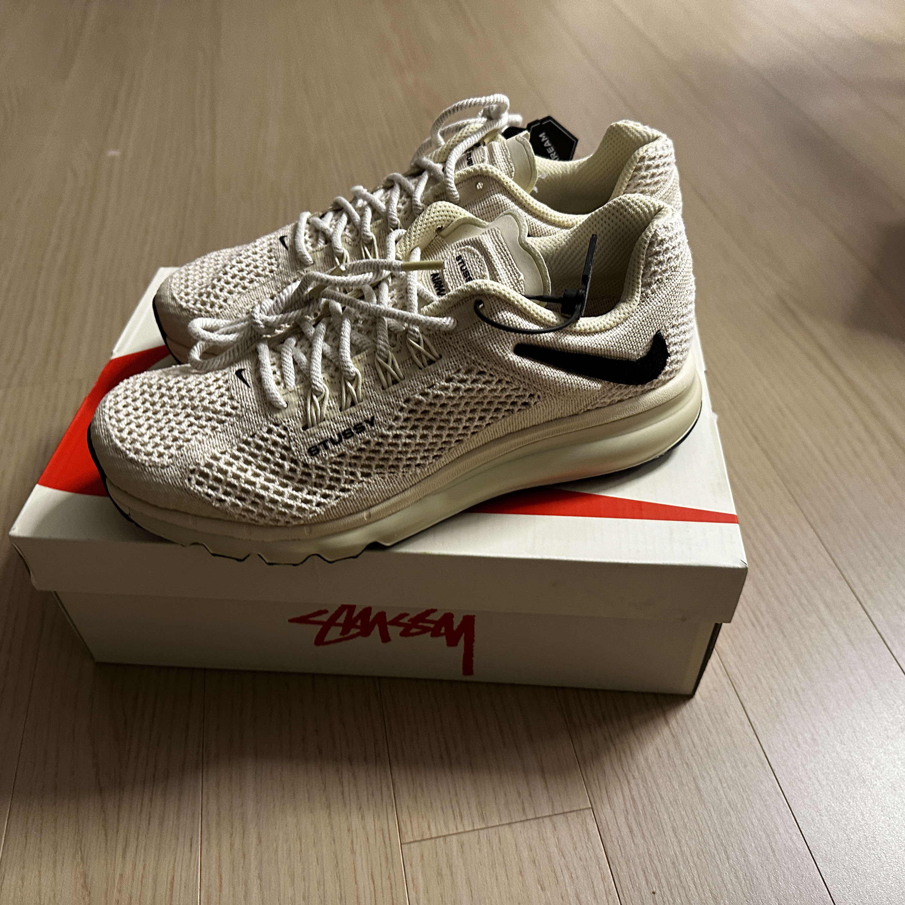 Nike x Stussy Air Max 2013 Fossil 착용 스타일 - 2