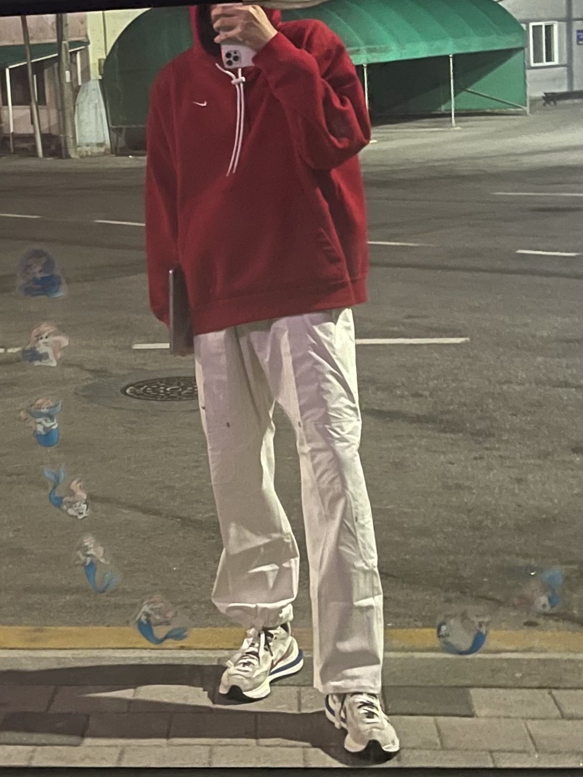 Nike M NRG Hoodie Red, Nike x Off-White NRG Pants White 착용 스타일