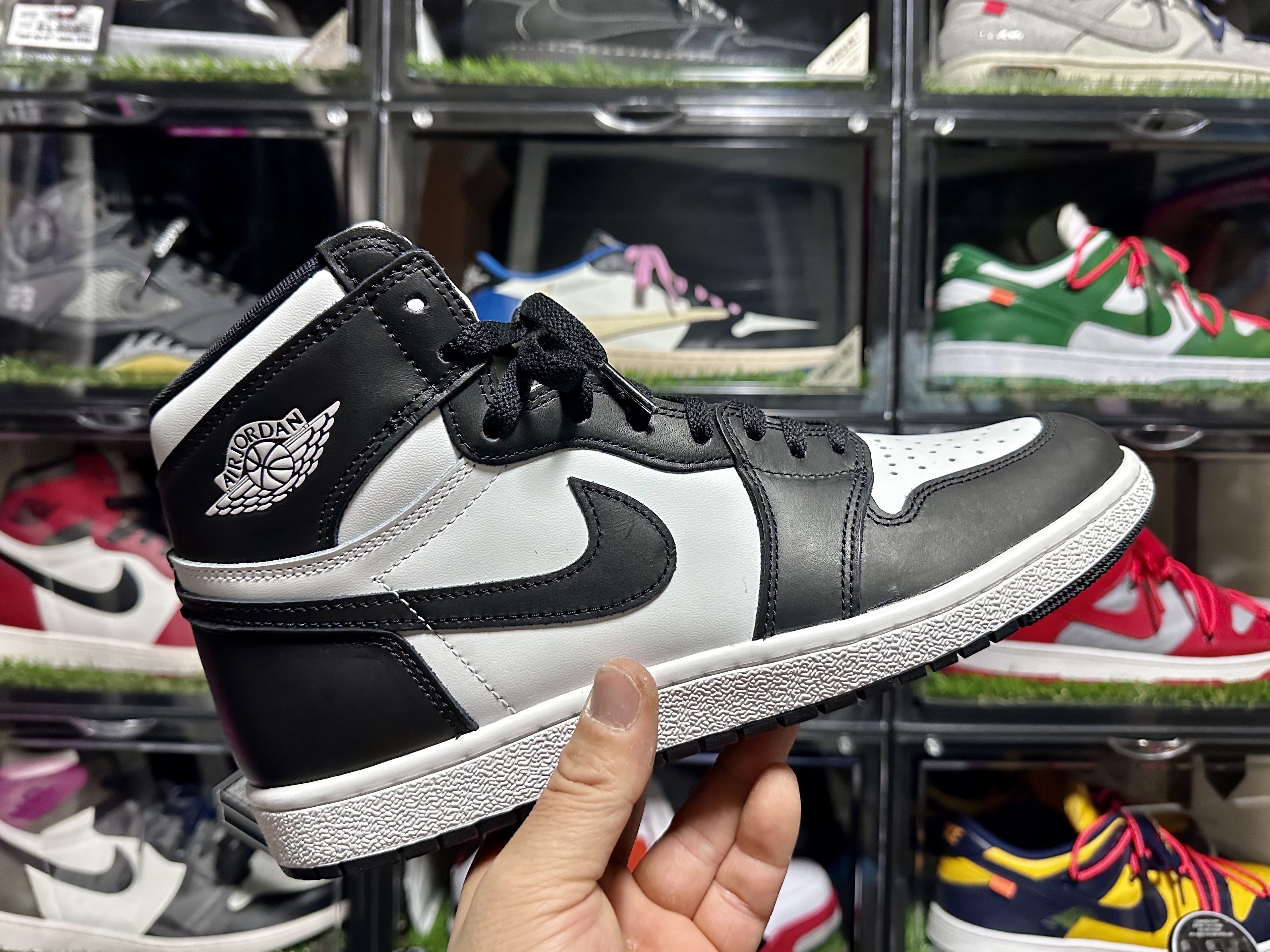 Jordan 1 High 85 Black White, Jordan 1 x Travis Scott x Fragment Retro Low OG SP Military Blue 착용 스타일 - 1