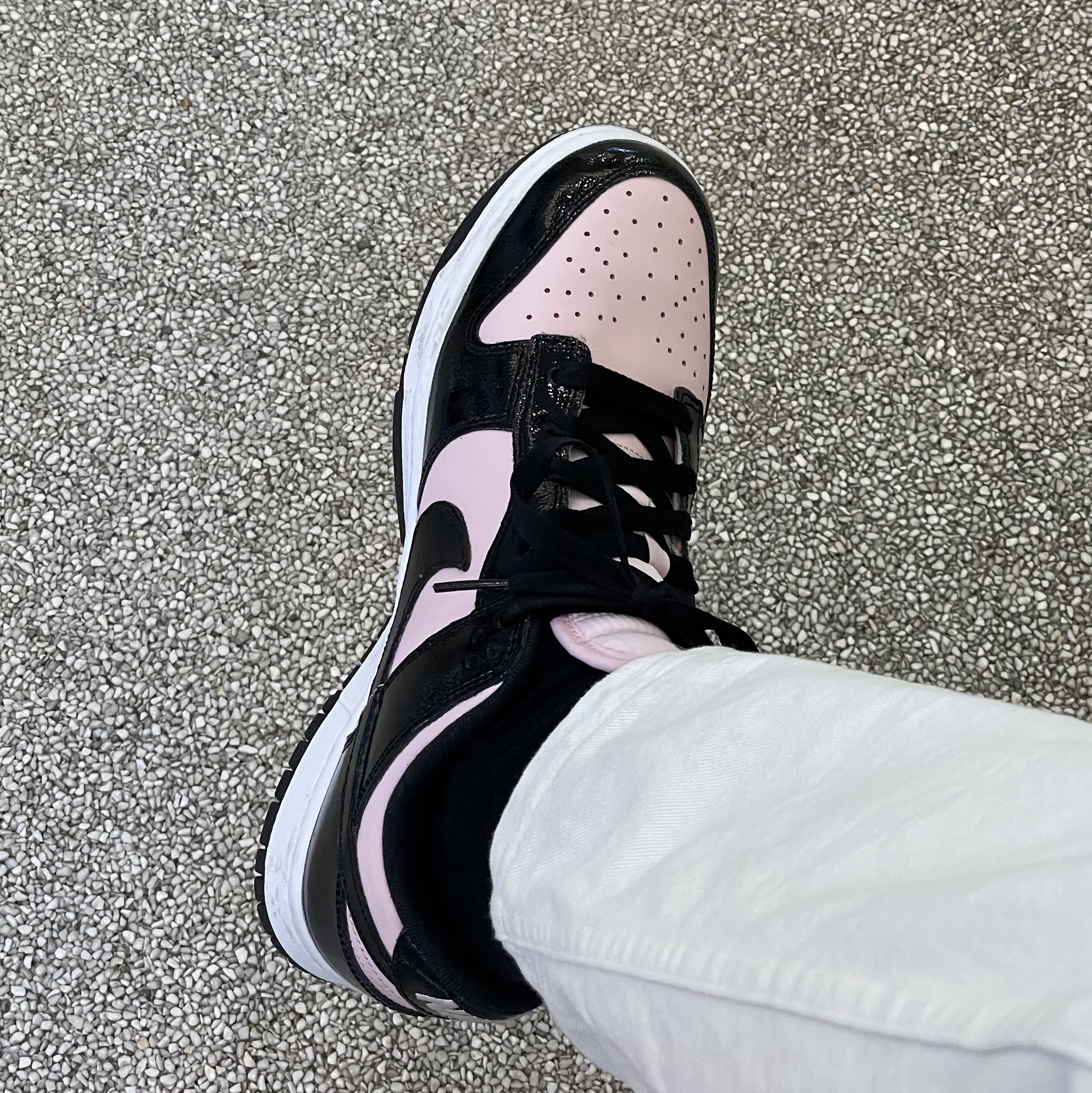 (W) Nike Dunk Low Essential Pink Foam Black 착용 스타일