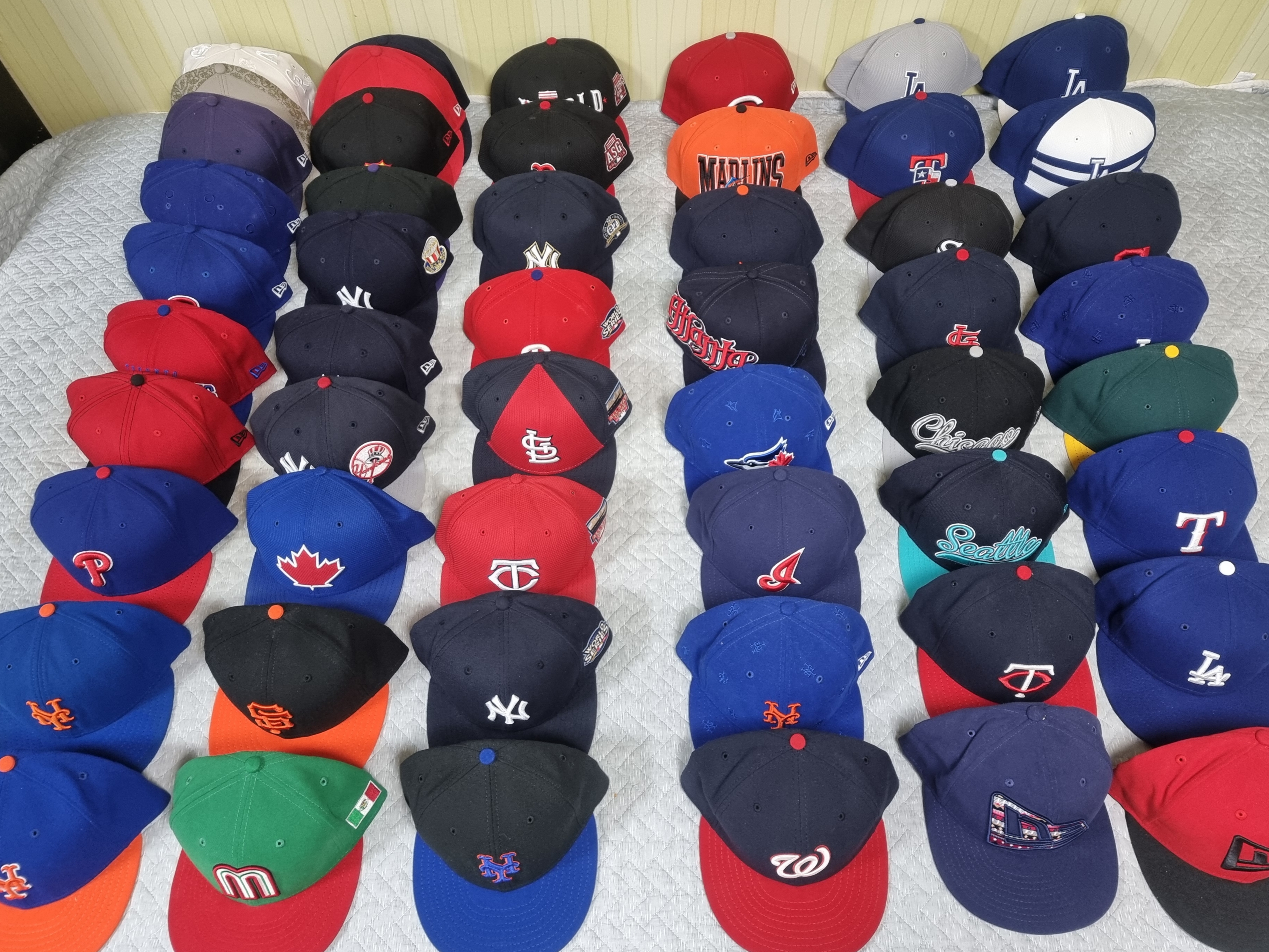 New Era 59Fifty MLB Authentic New York Yankees Game Navy 착용 스타일