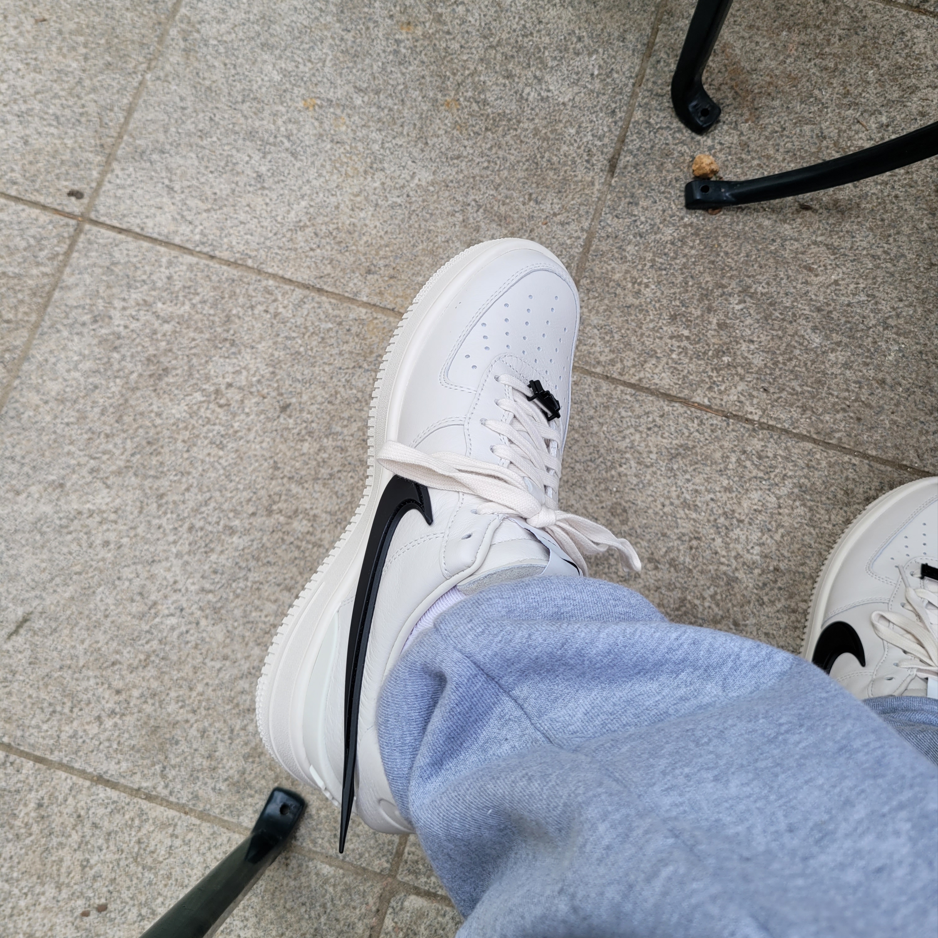 Nike x Ambush Air Force 1 Low SP Phantom 착용 스타일 - 1