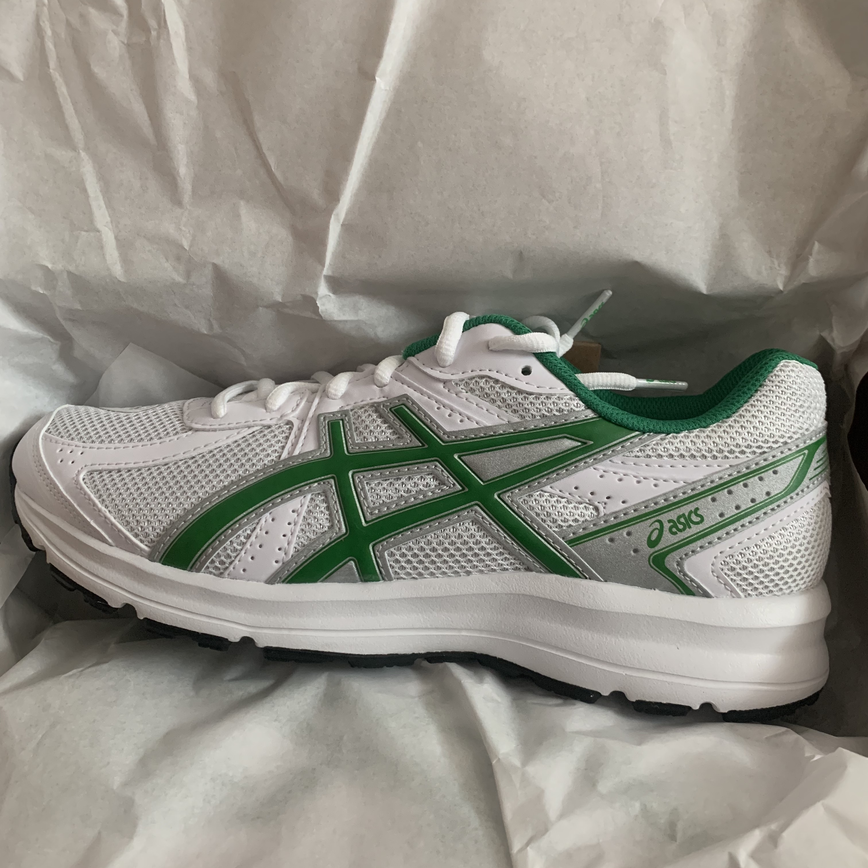 Asics Jog 100 S White Green - 2E Wide 착용 스타일