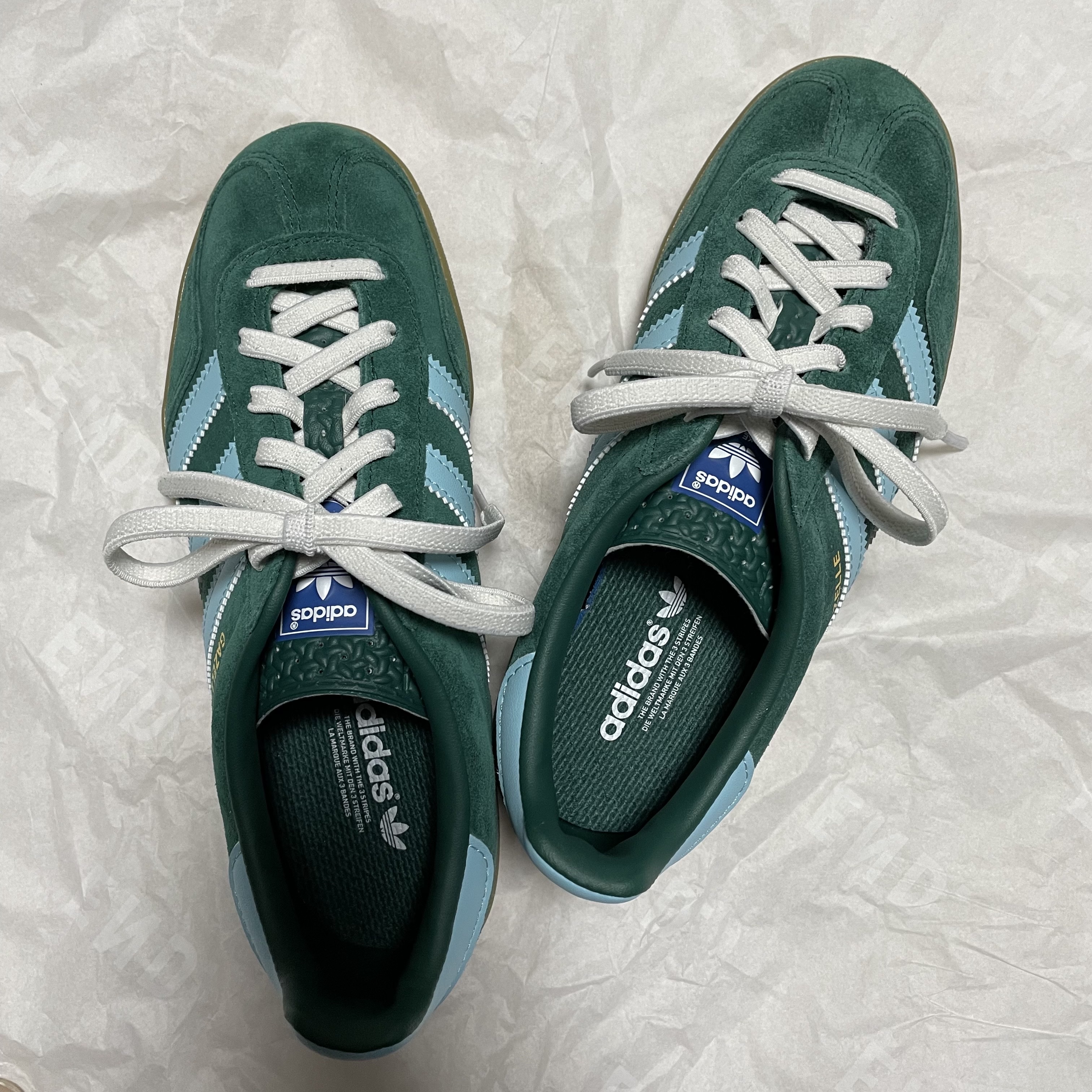 Adidas Gazelle Indoor Collegiate Green Hazy Sky 착용 스타일