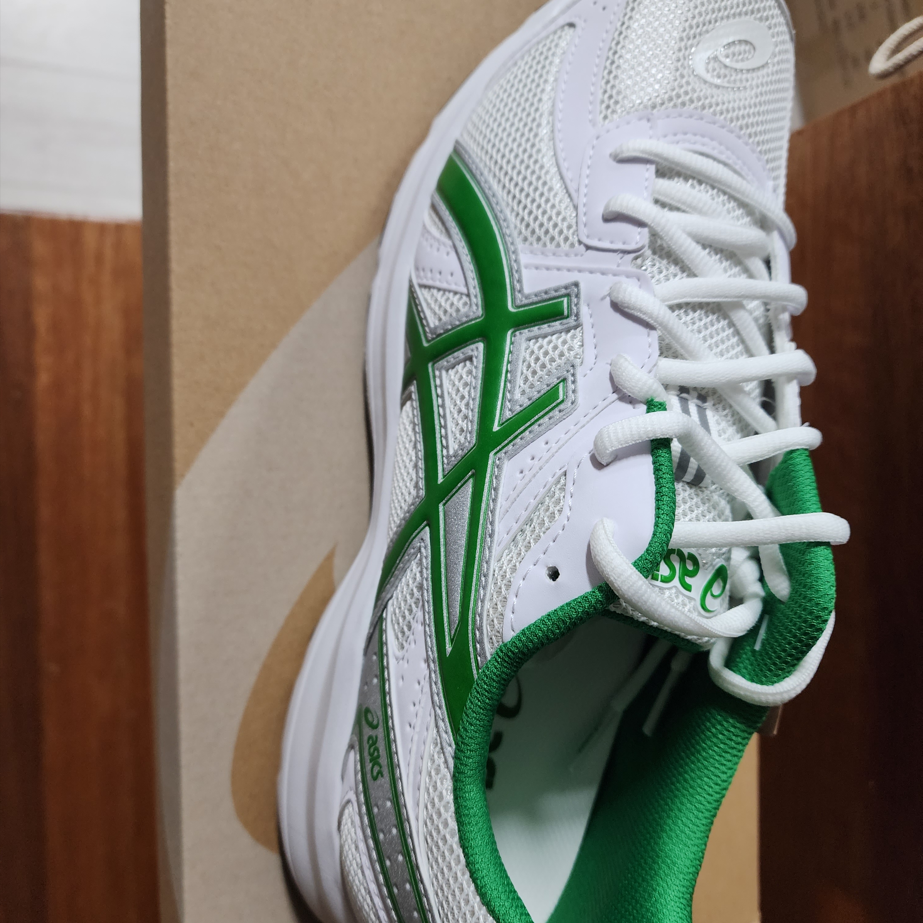 Asics Jog 100 S White Green - 2E Wide 착용 스타일