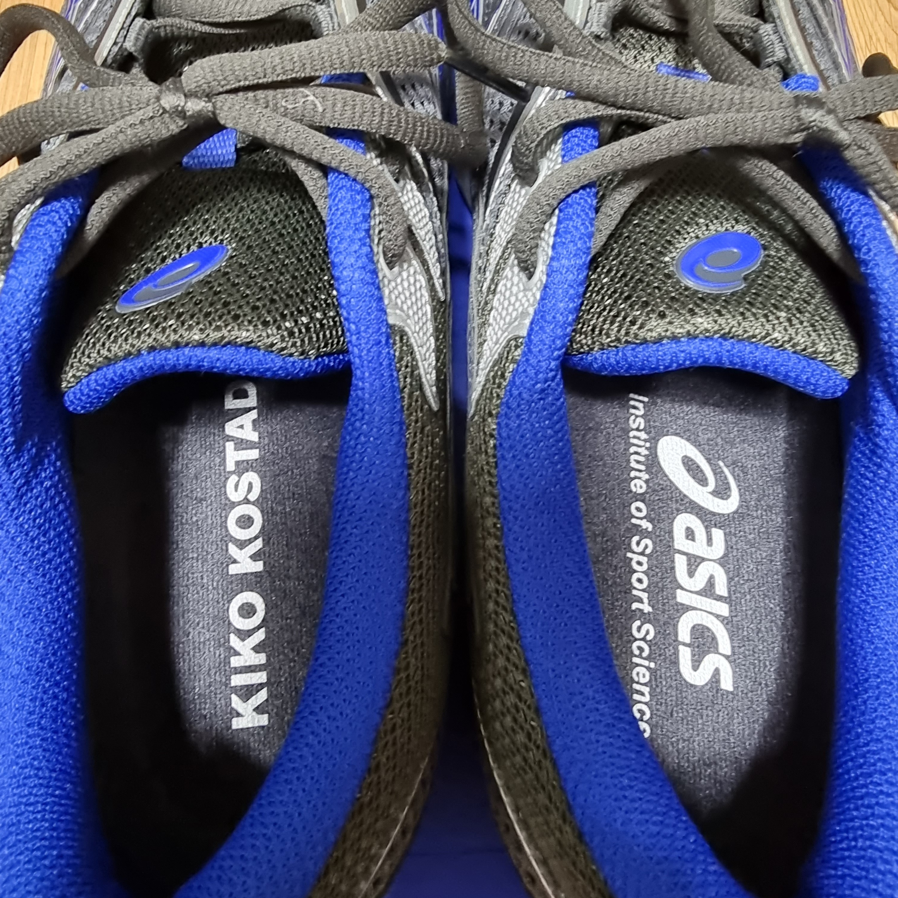 Asics x Kiko Kostadinov Gel-Quantum Zientzia Dark Grey 착용 스타일 - 3