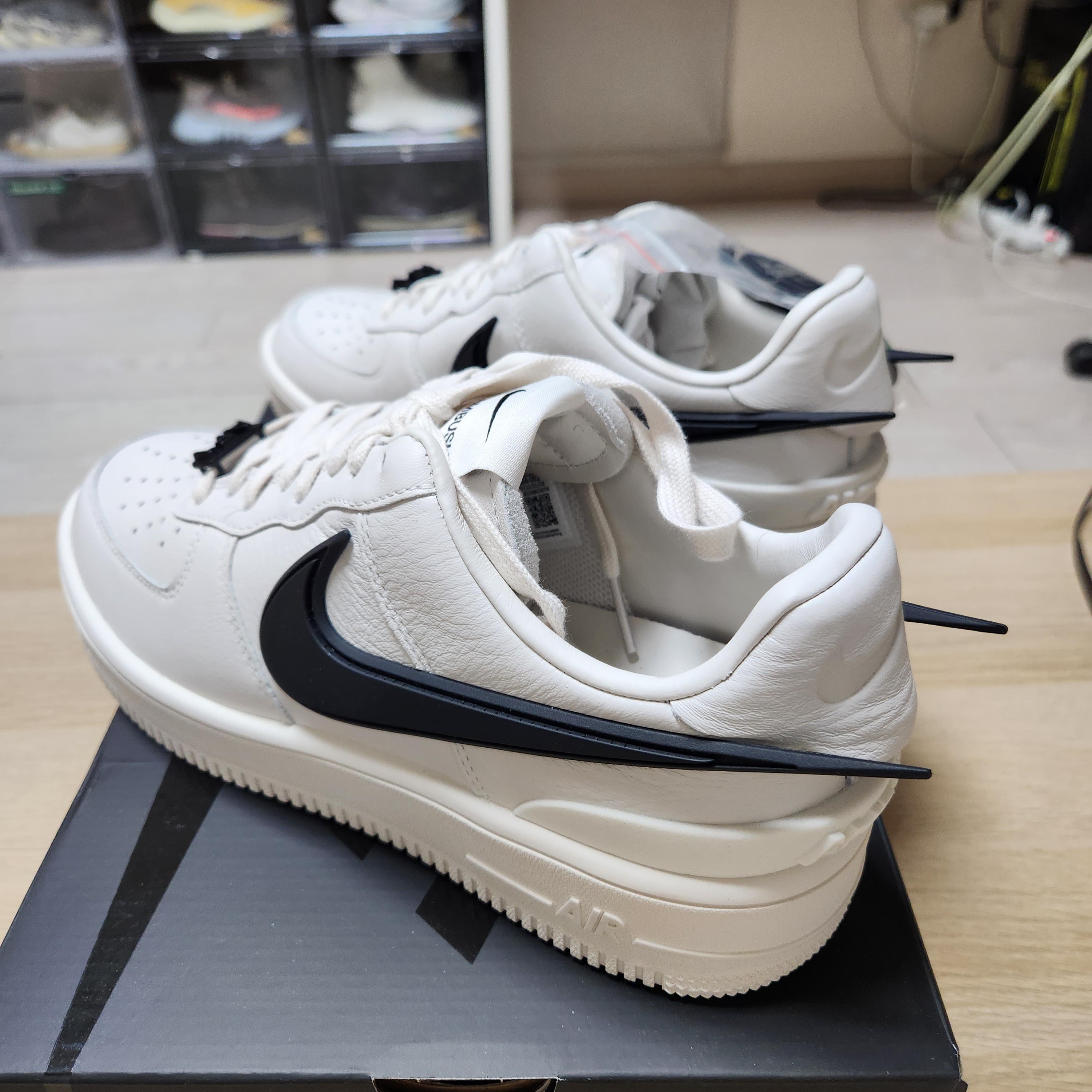 Nike x Ambush Air Force 1 Low SP Phantom 착용 스타일 - 3